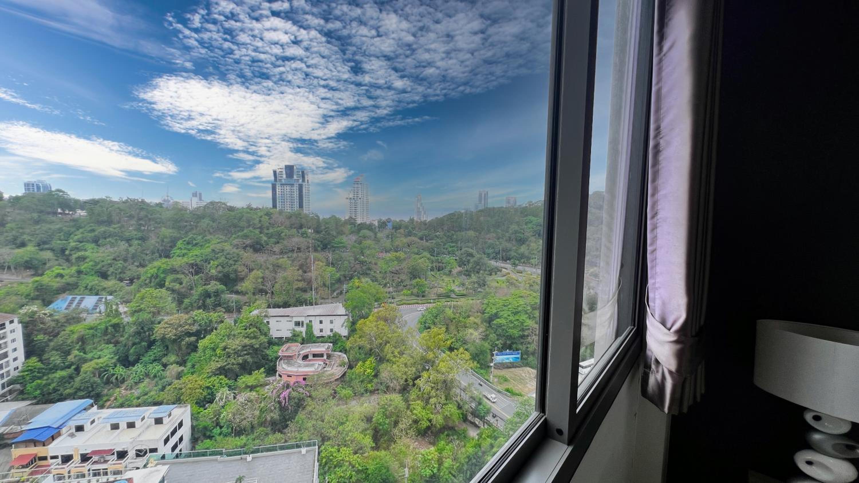 Walking Street Unixx condo Beautiful sea view