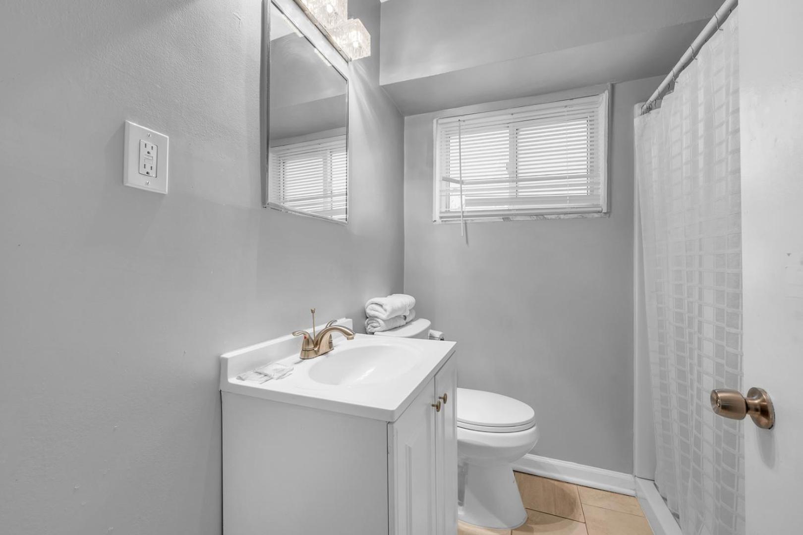 Family-Friendly Room for 4 – High-Speed Wi-Fi