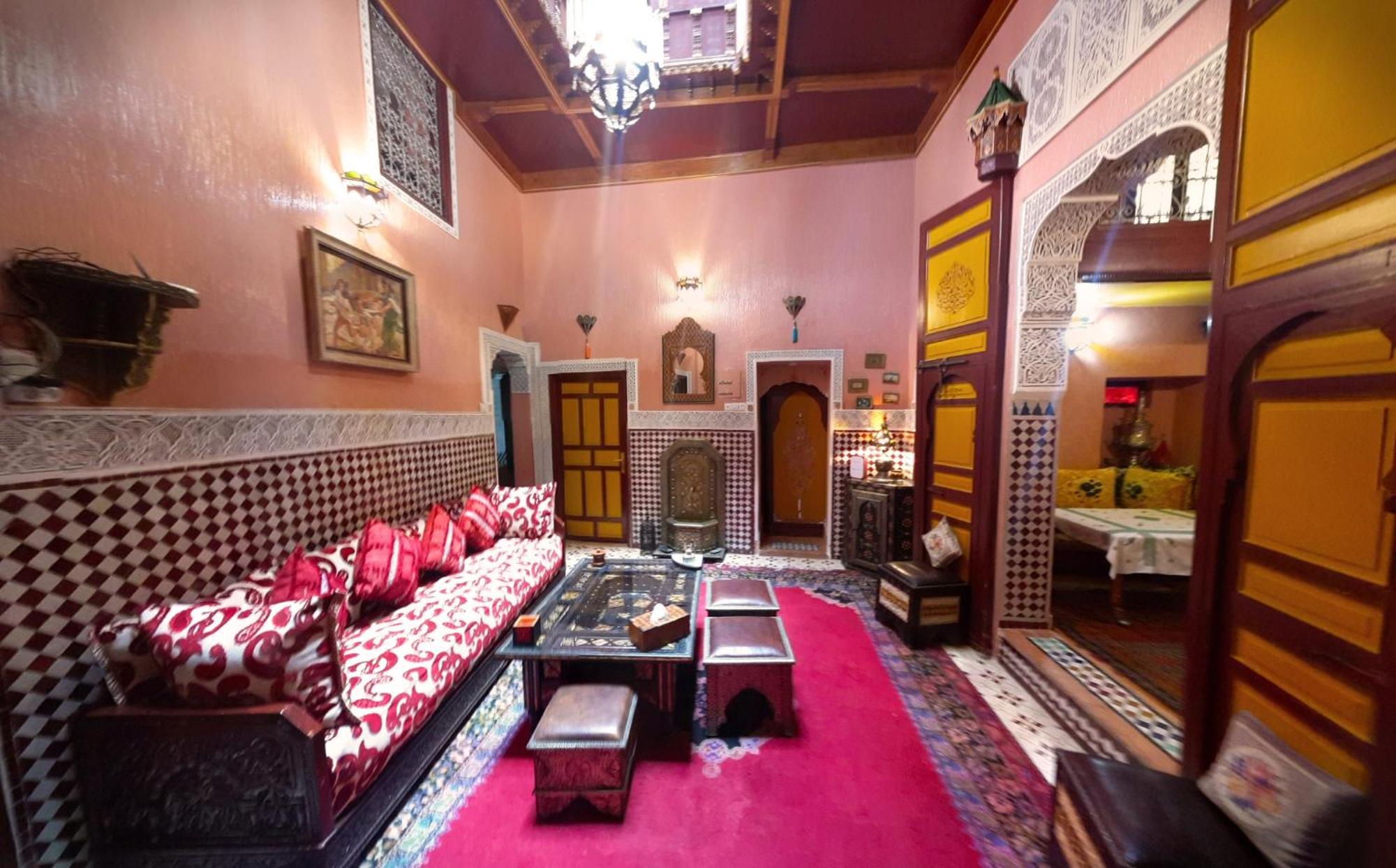 lounge