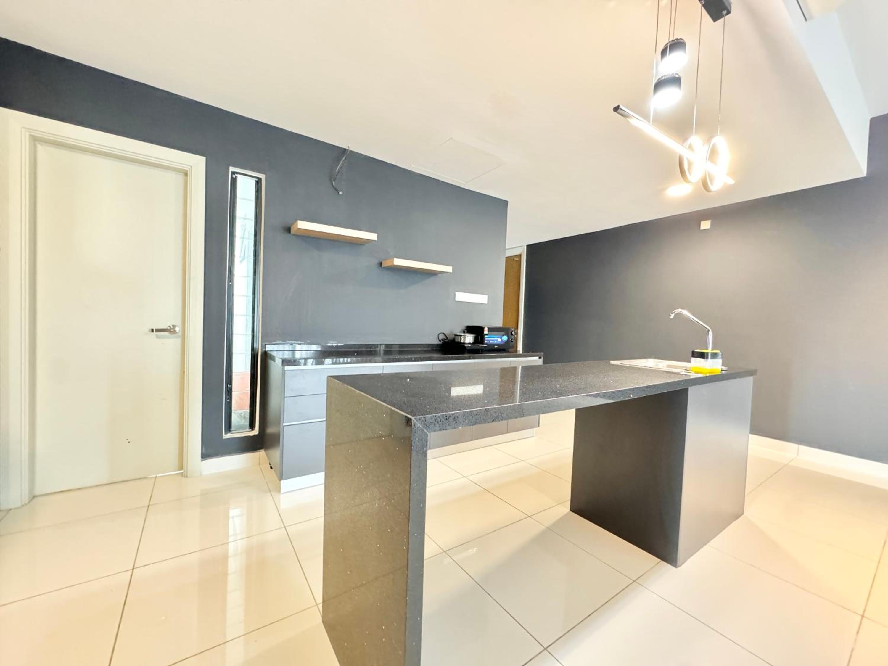Southkey Mosaic Mid Valley by Luxecocoo CK