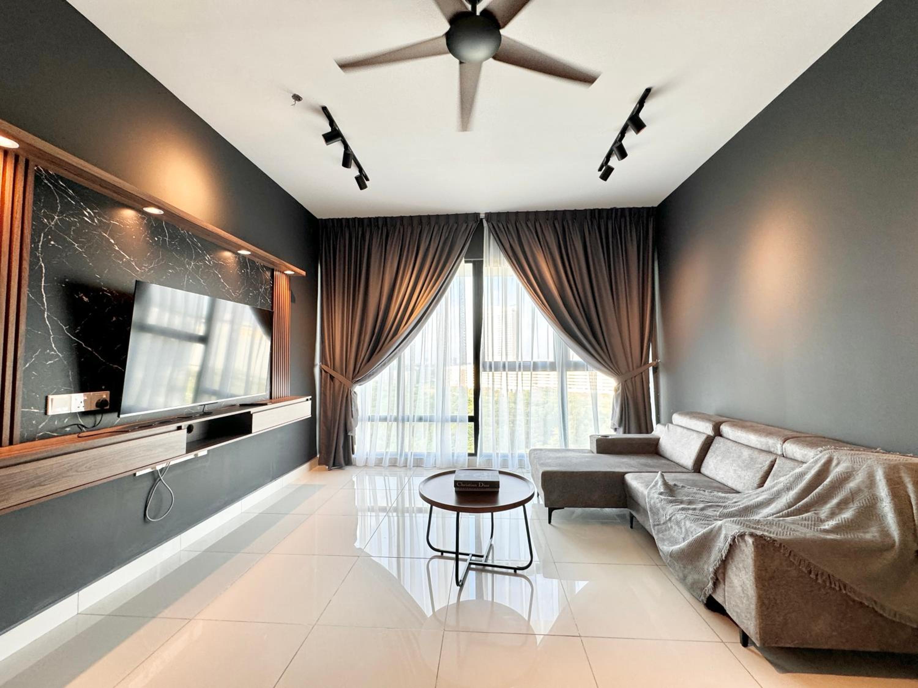 Southkey Mosaic Mid Valley by Luxecocoo CK