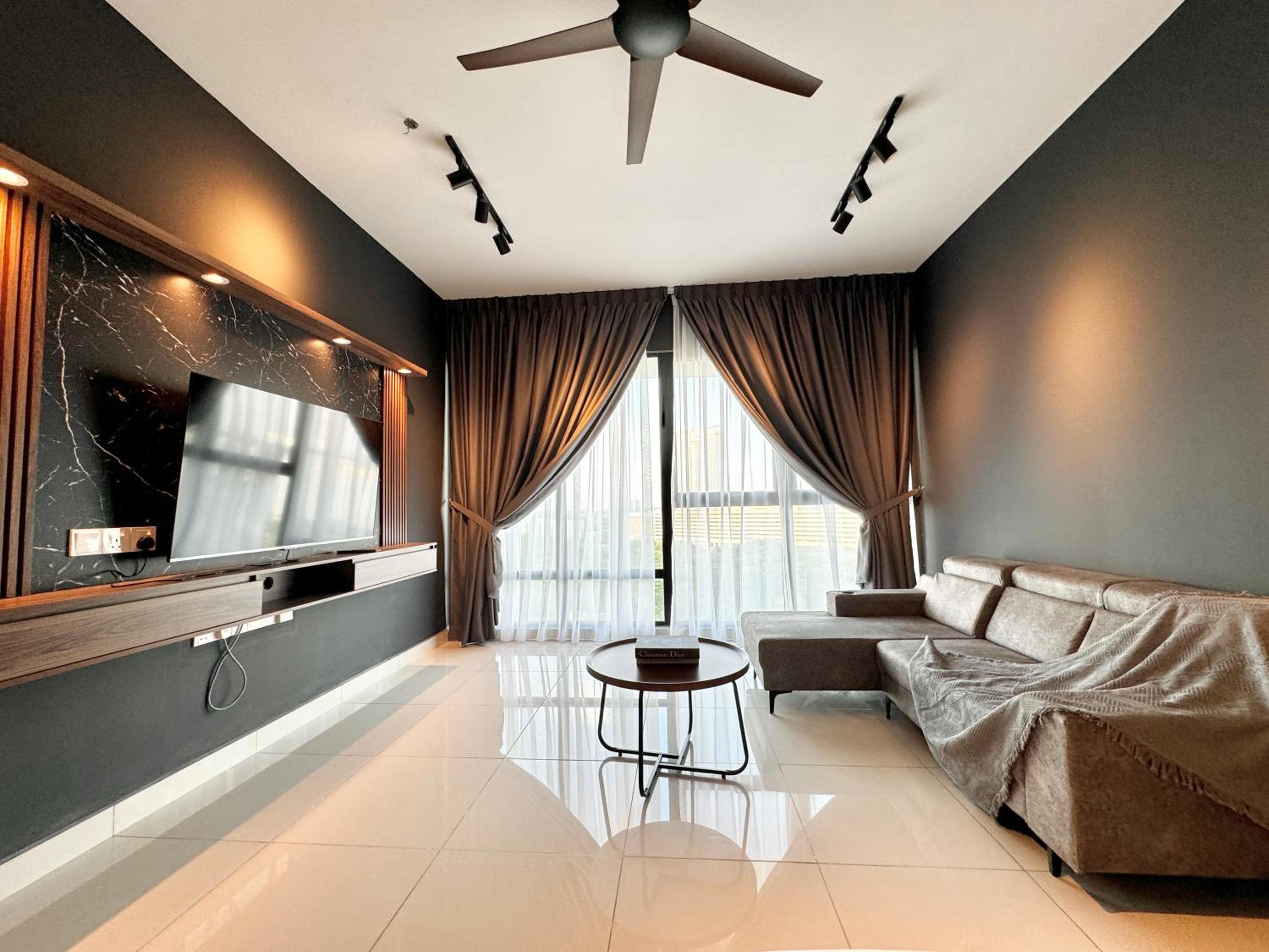 Southkey Mosaic Mid Valley by Luxecocoo CK