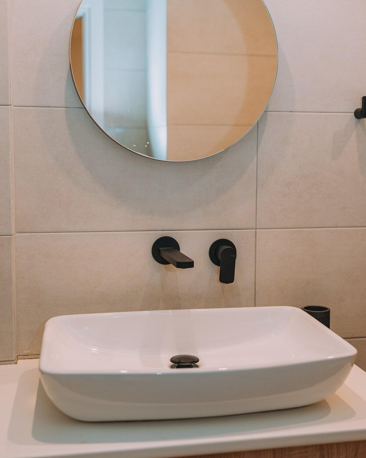 Coastal Charm Elegant 1BR at Marina Zea Piraeus