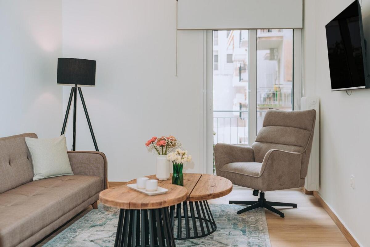 Coastal Charm Elegant 1BR at Marina Zea Piraeus