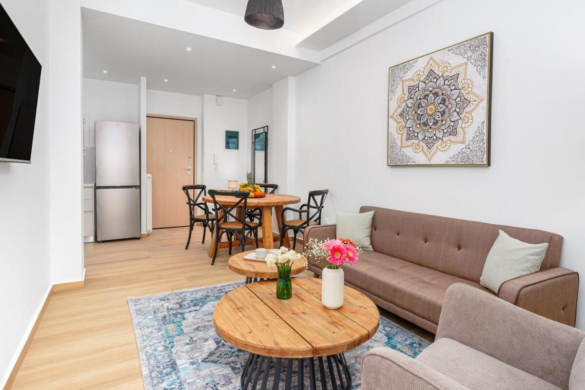 Coastal Charm Elegant 1BR at Marina Zea Piraeus