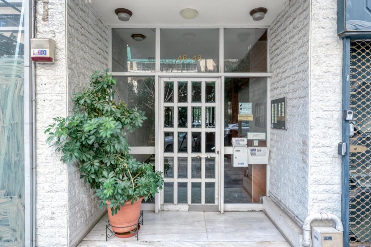 Coastal Charm Elegant 1BR at Marina Zea Piraeus