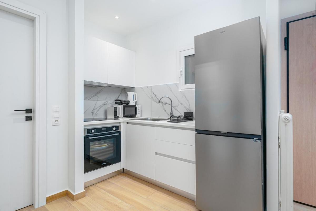 Coastal Charm Elegant 1BR at Marina Zea Piraeus