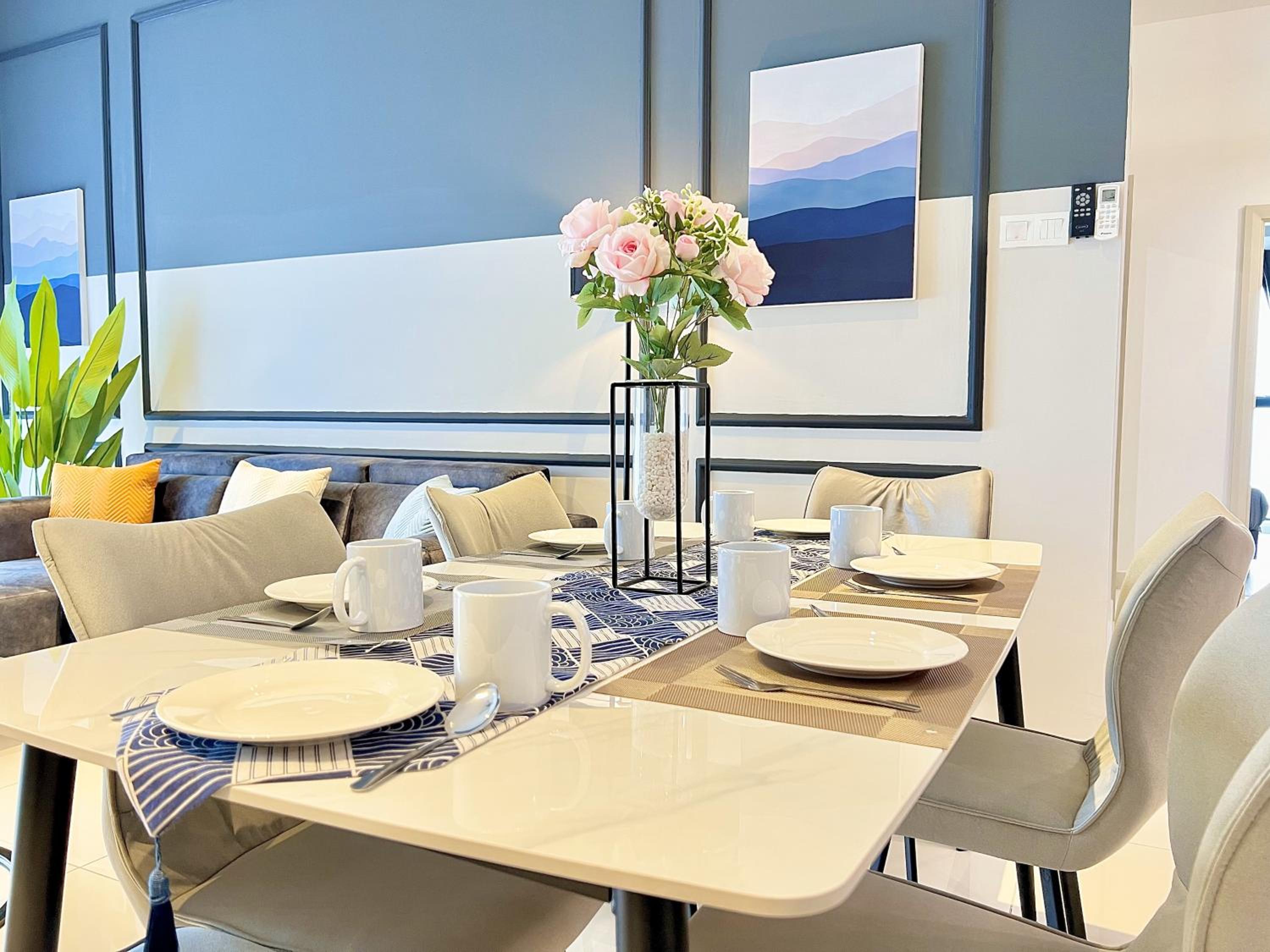 Southkey Mosaic Mid Valley by Luxecocoo CK