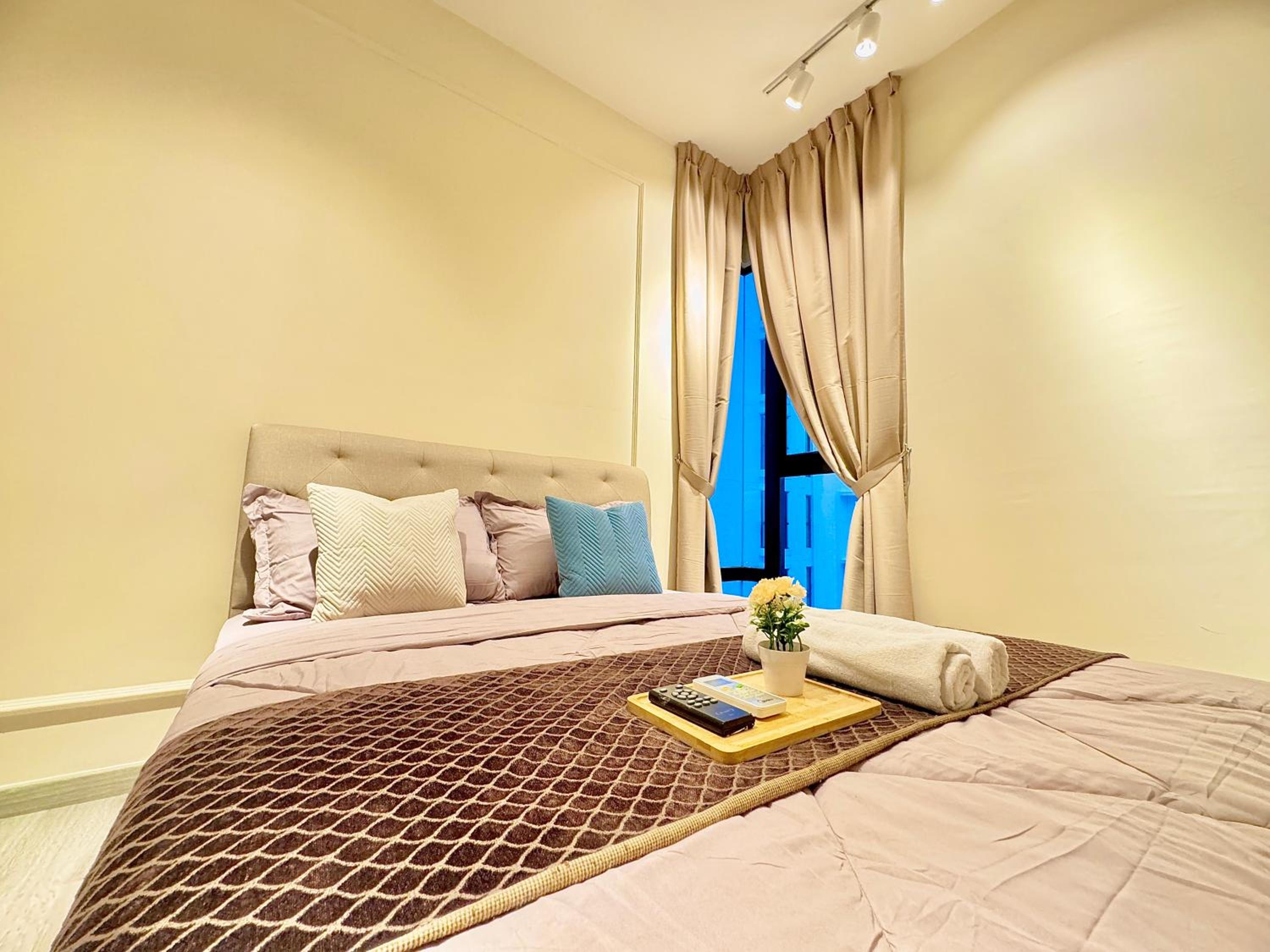 Southkey Mosaic Mid Valley by Luxecocoo CK