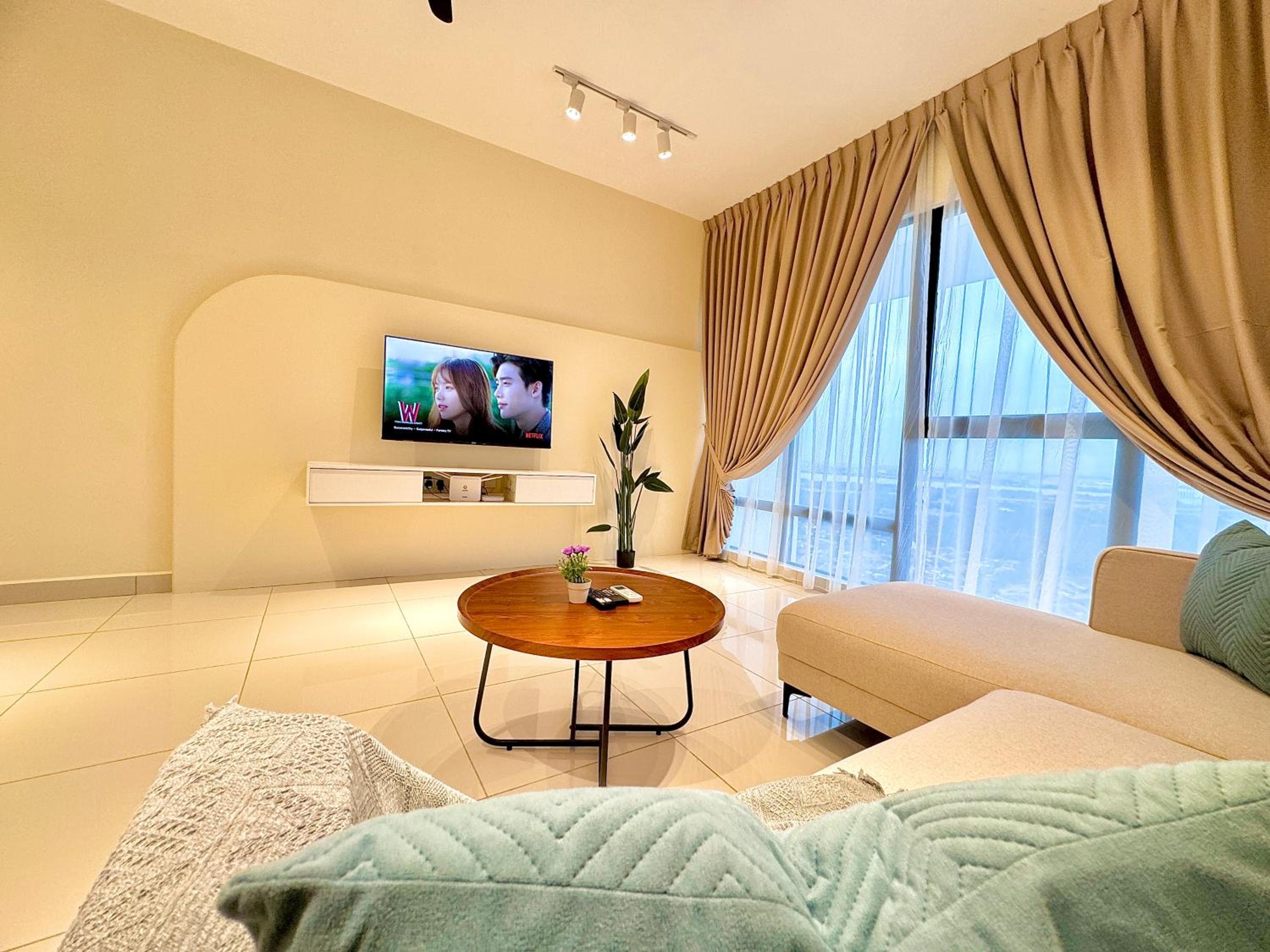 Southkey Mosaic Mid Valley by Luxecocoo CK