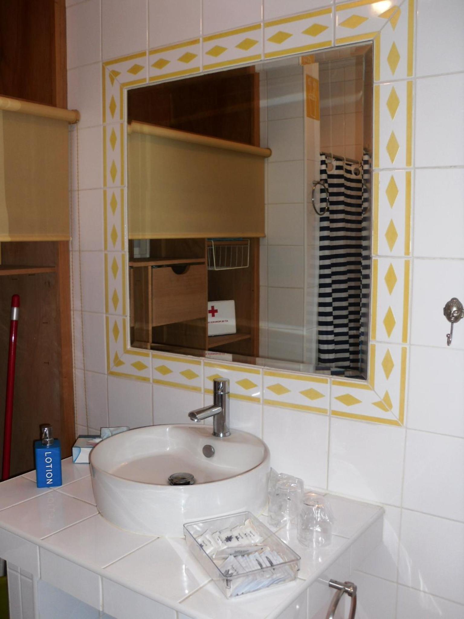 Photo 44