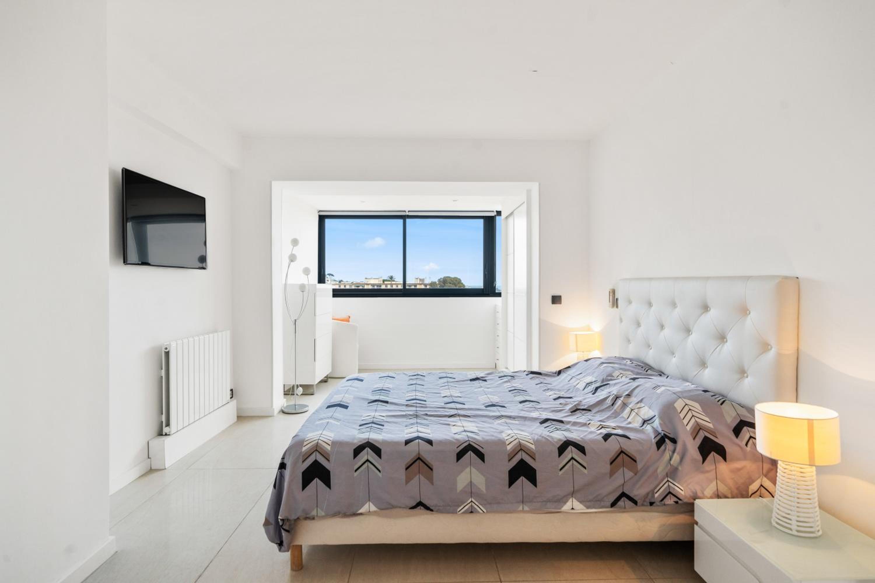 4 Bedroom Cannes Penthouse - Ocean View