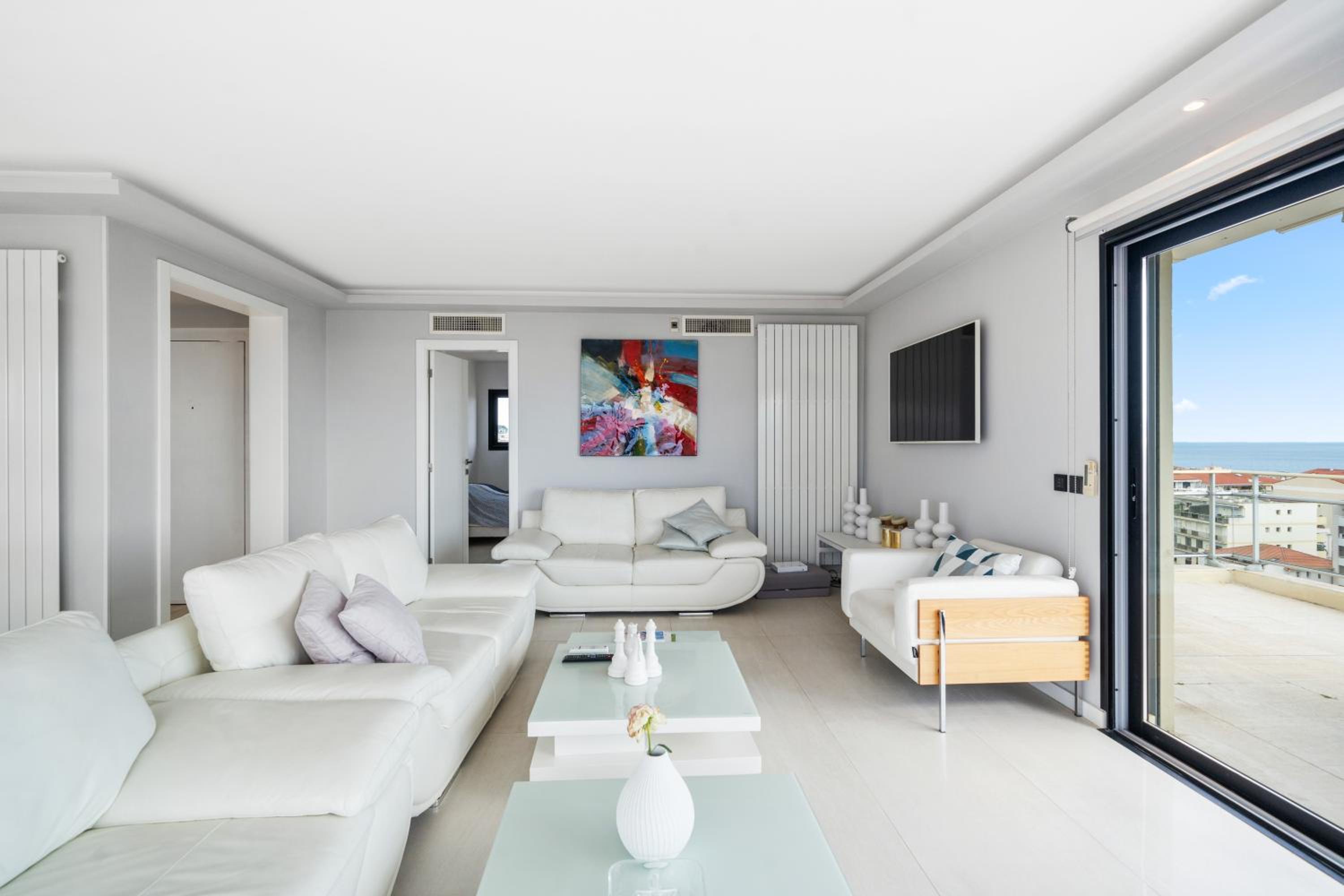 4 Bedroom Cannes Penthouse - Ocean View