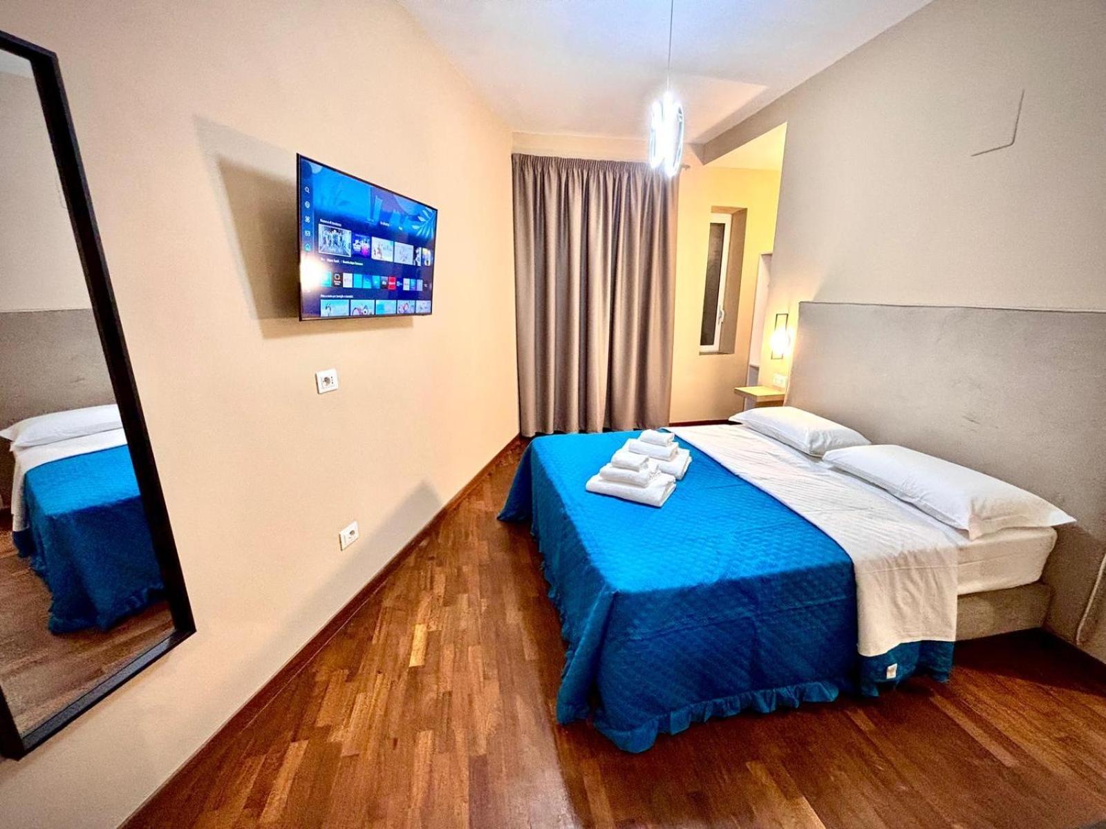 Le Vie di San Pietro Guest House
