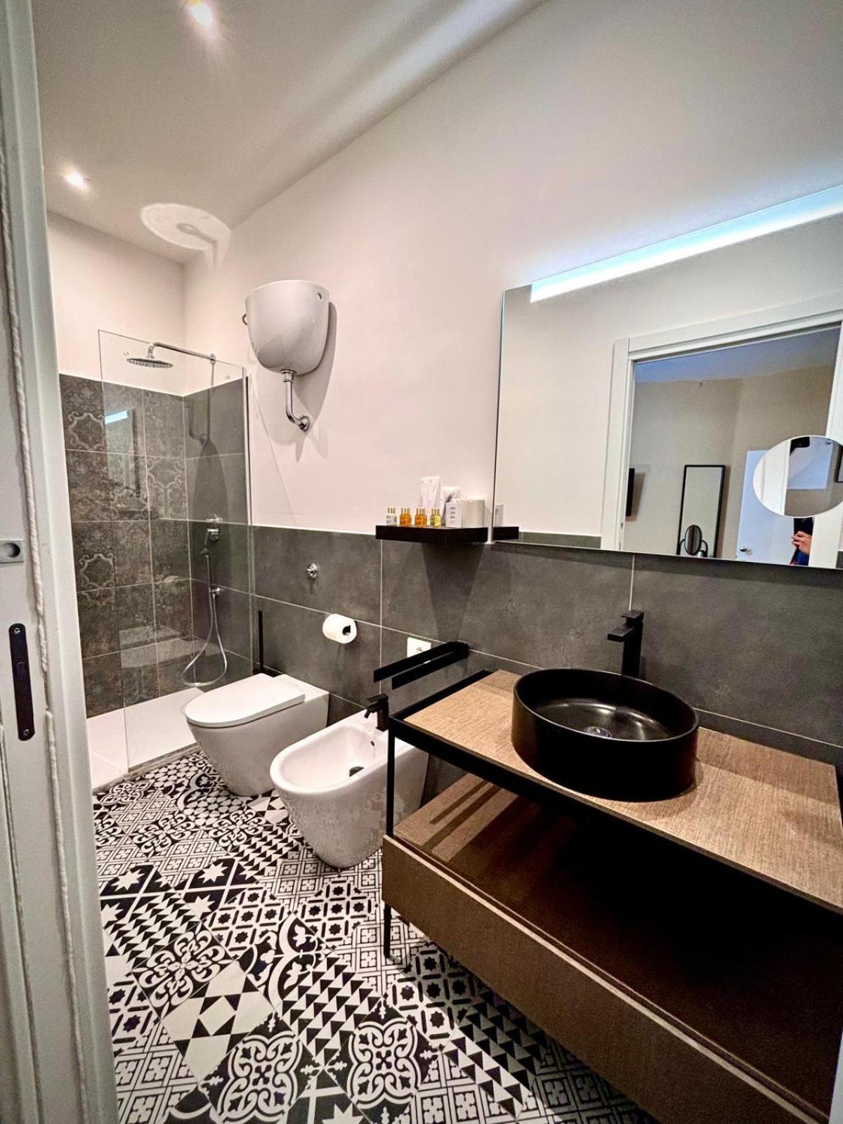 Le Vie di San Pietro Guest House