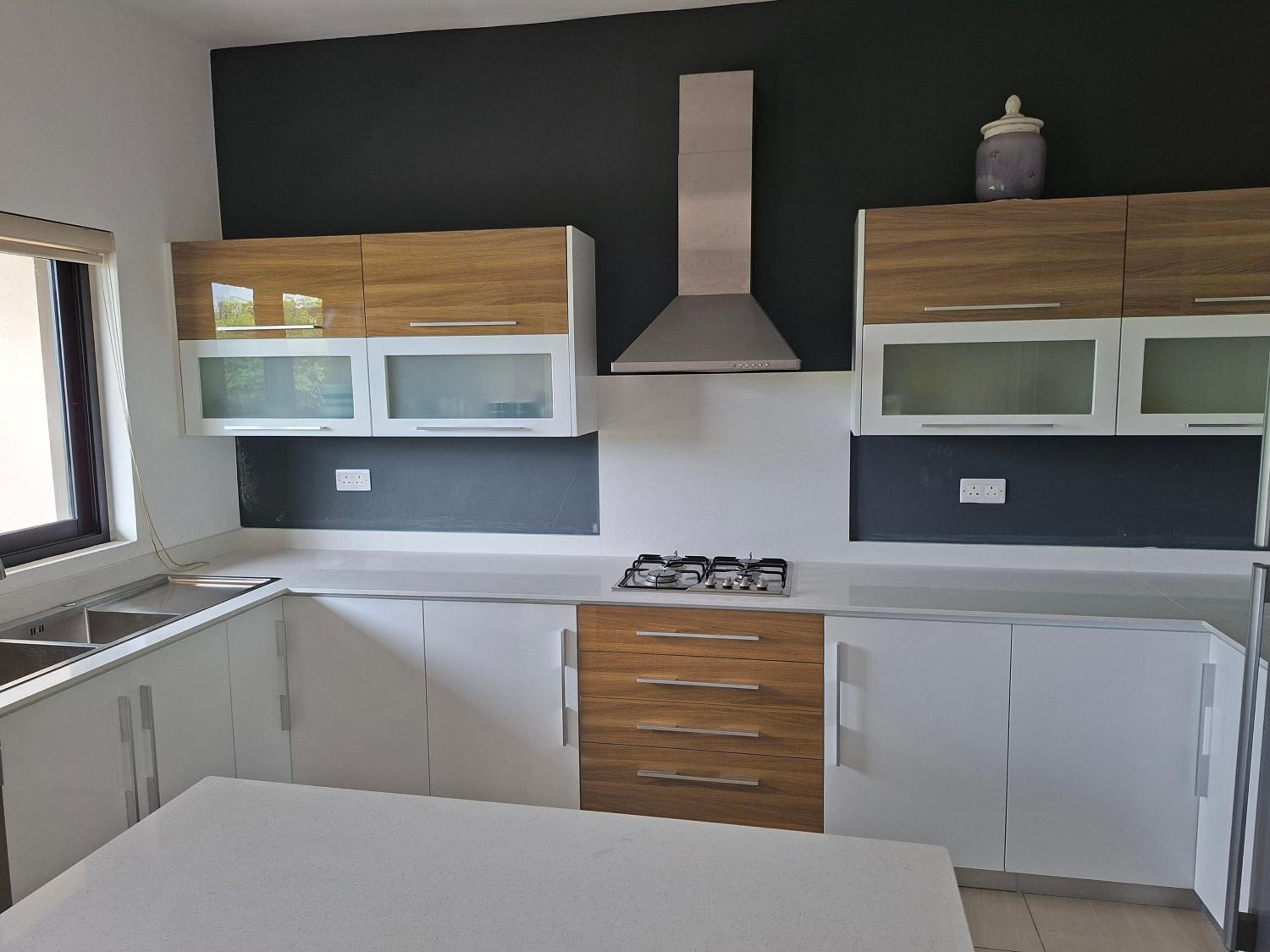 Villazur by Gerards & Angel