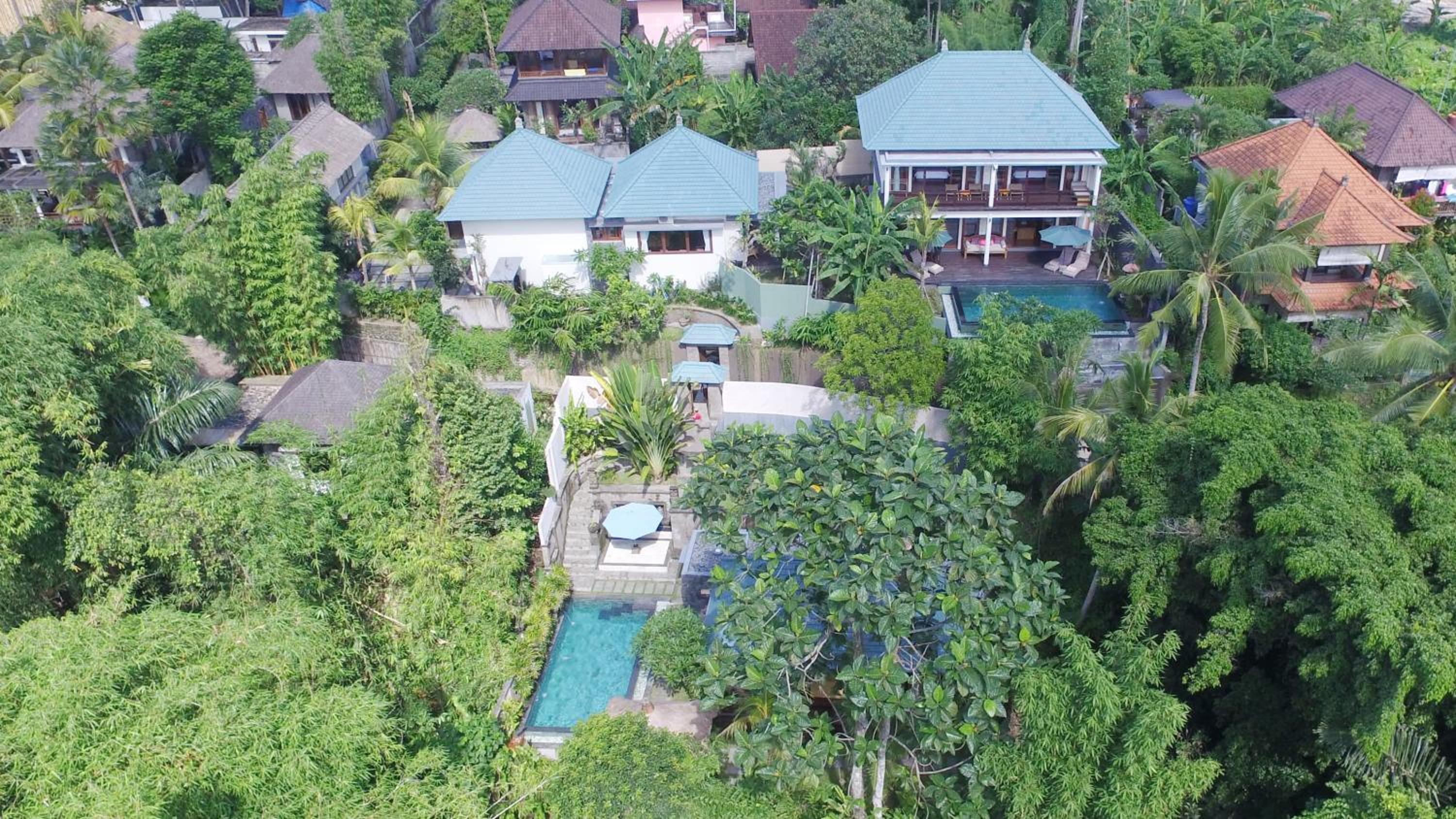 D'Legon Villas