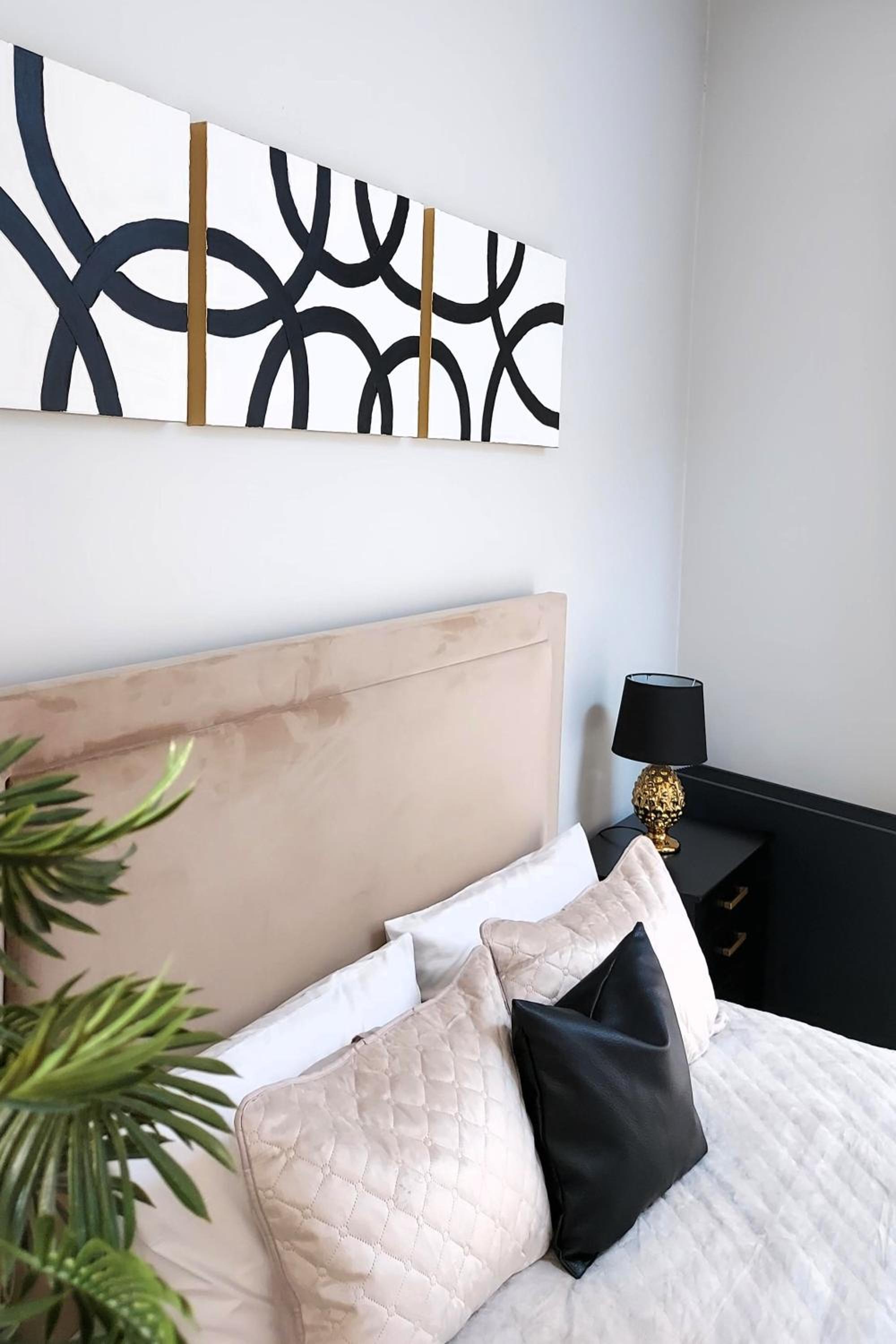 Elumen Studio Apartment I near Cathedral & Bernardine Park