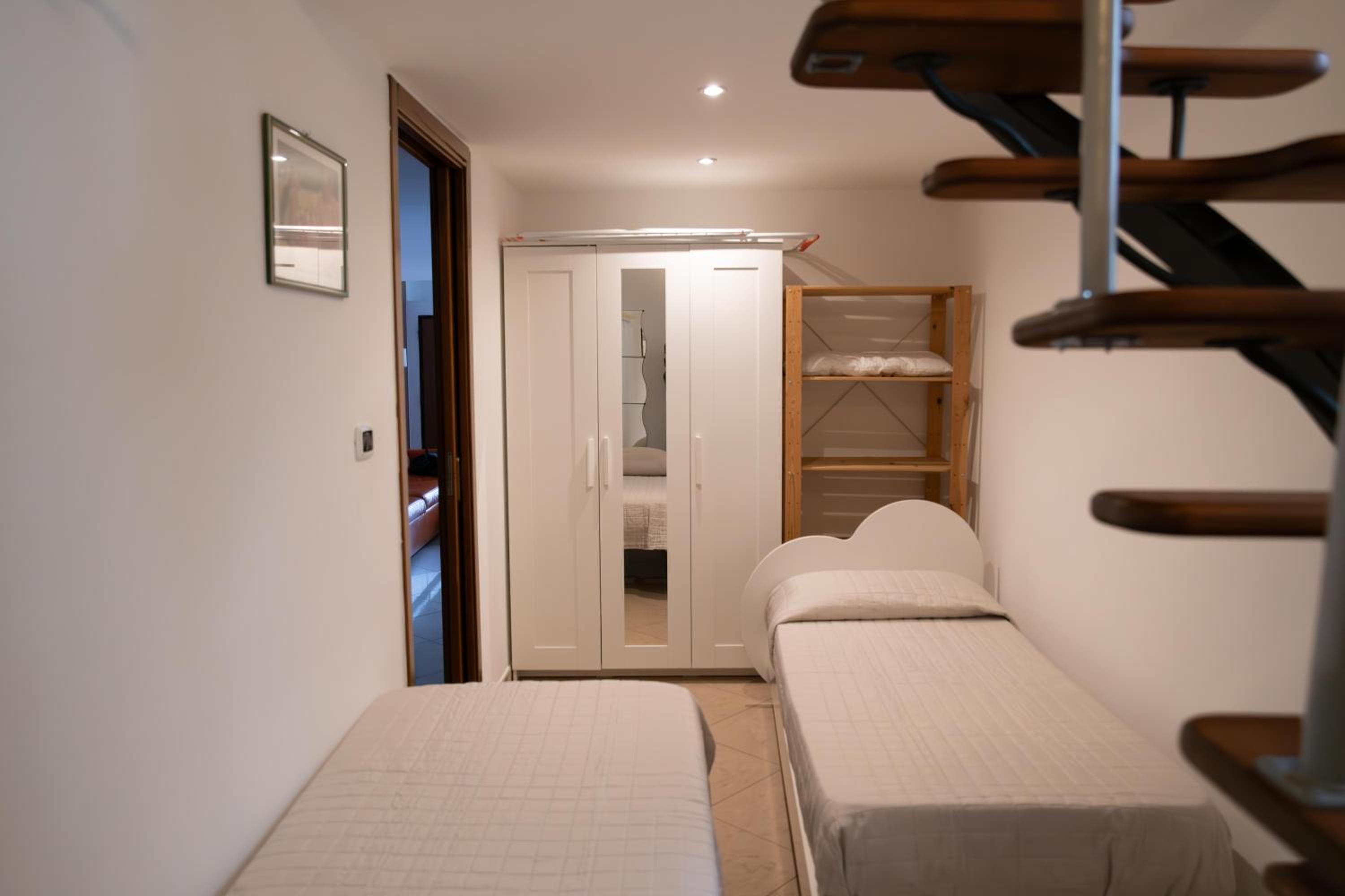 Old town apartment with sea view private rooftop