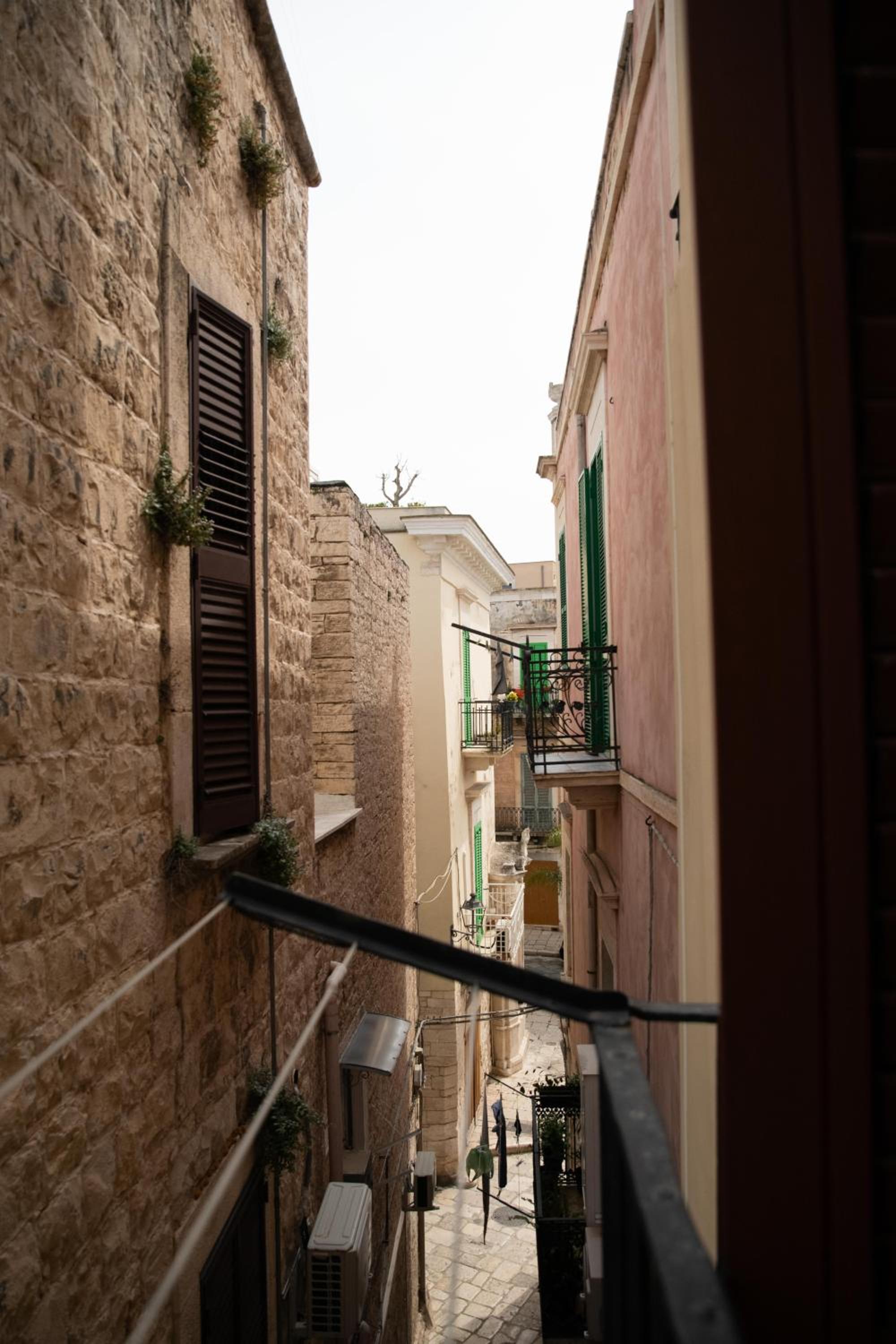 Old town apartment with sea view private rooftop