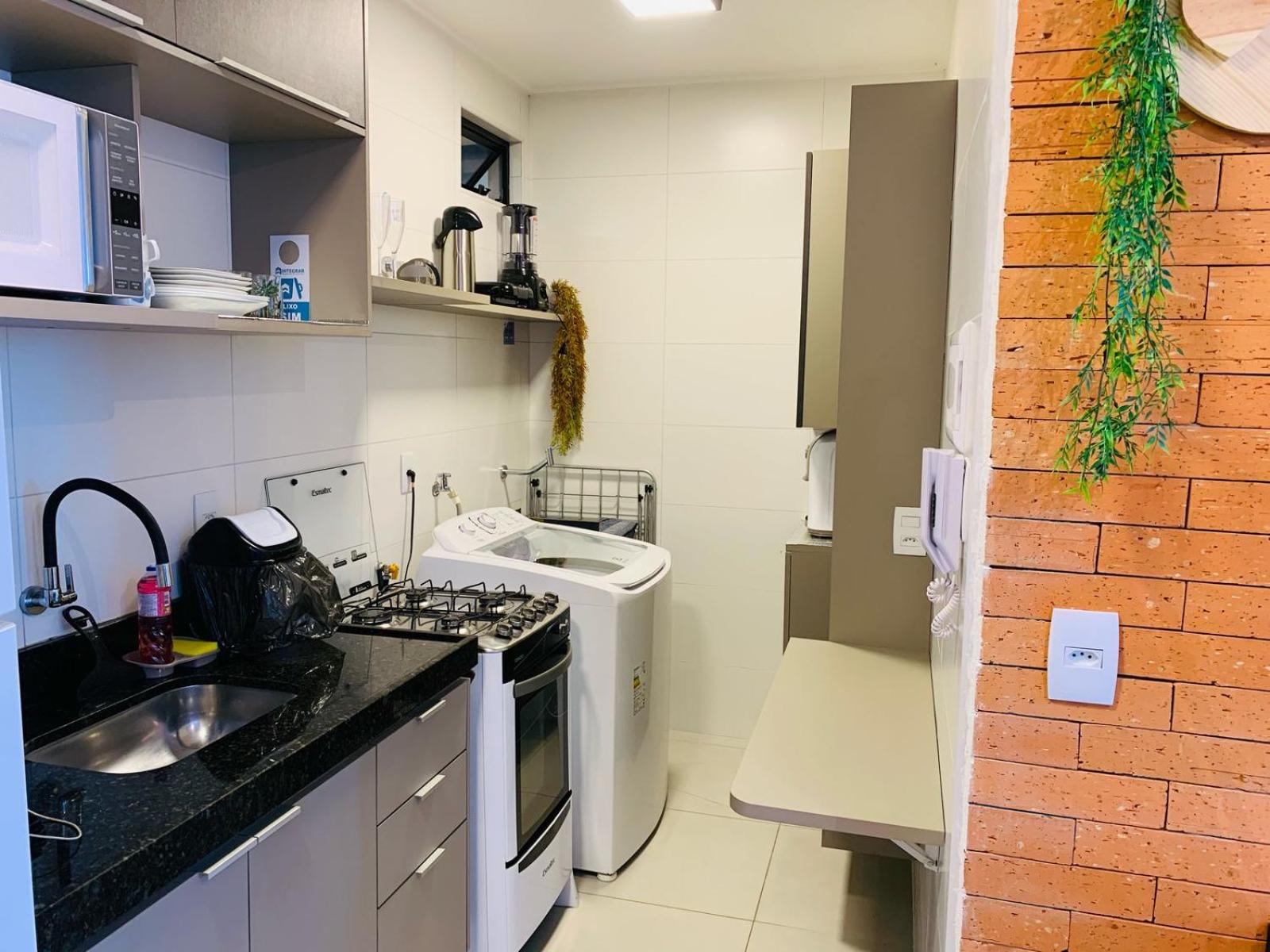 Quarto e Sala na Ponta Verde e Pajuçara