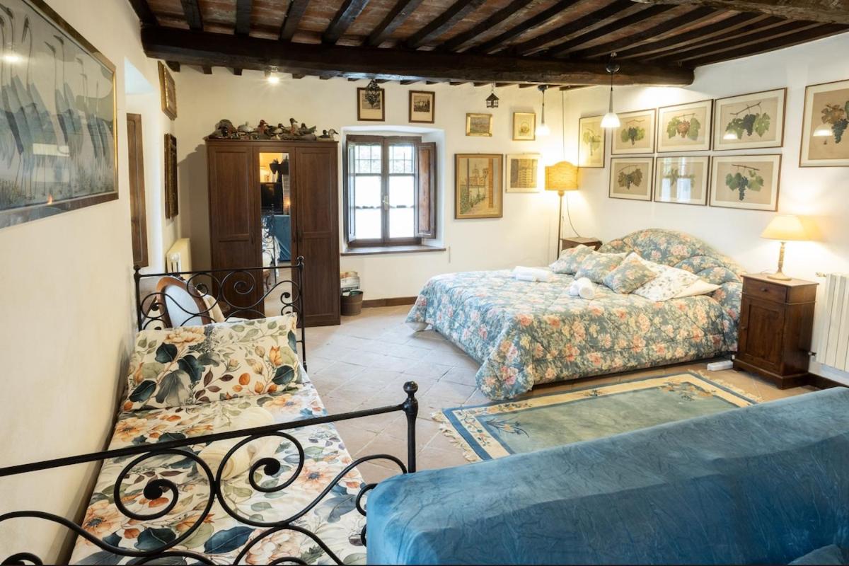 GiuMa Tuscany Historic Lux Farmhouse near Saturnia Hot Springs
