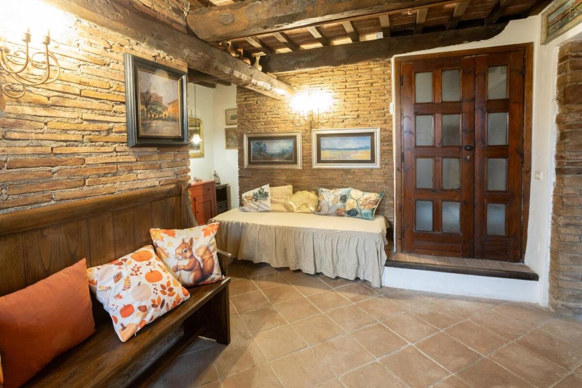 GiuMa Tuscany Historic Lux Farmhouse near Saturnia Hot Springs