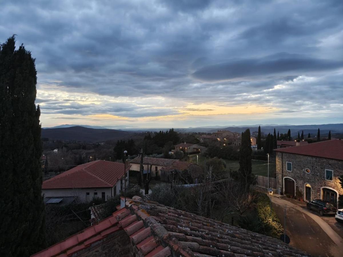 GiuMa Tuscany Historic Lux Farmhouse near Saturnia Hot Springs