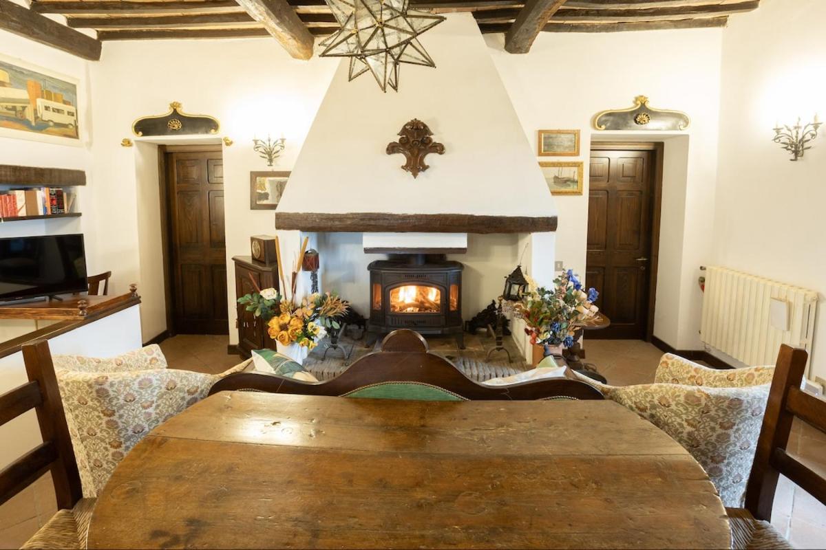 GiuMa Tuscany Historic Lux Farmhouse near Saturnia Hot Springs