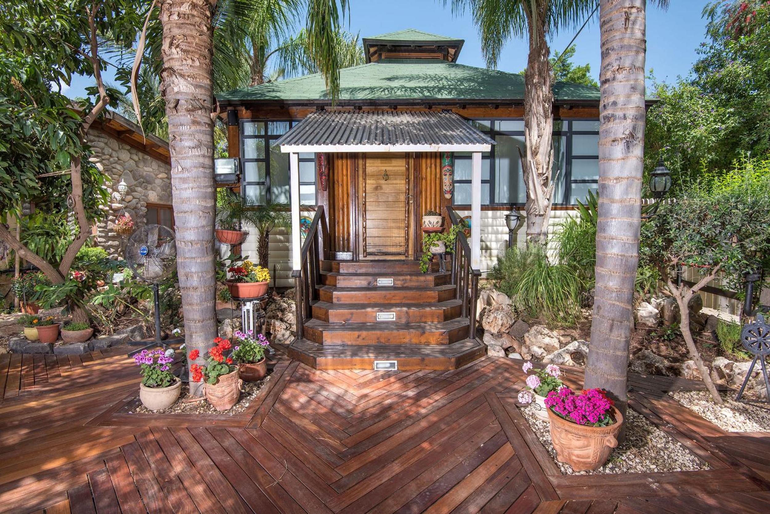 Out of Africa Resort
