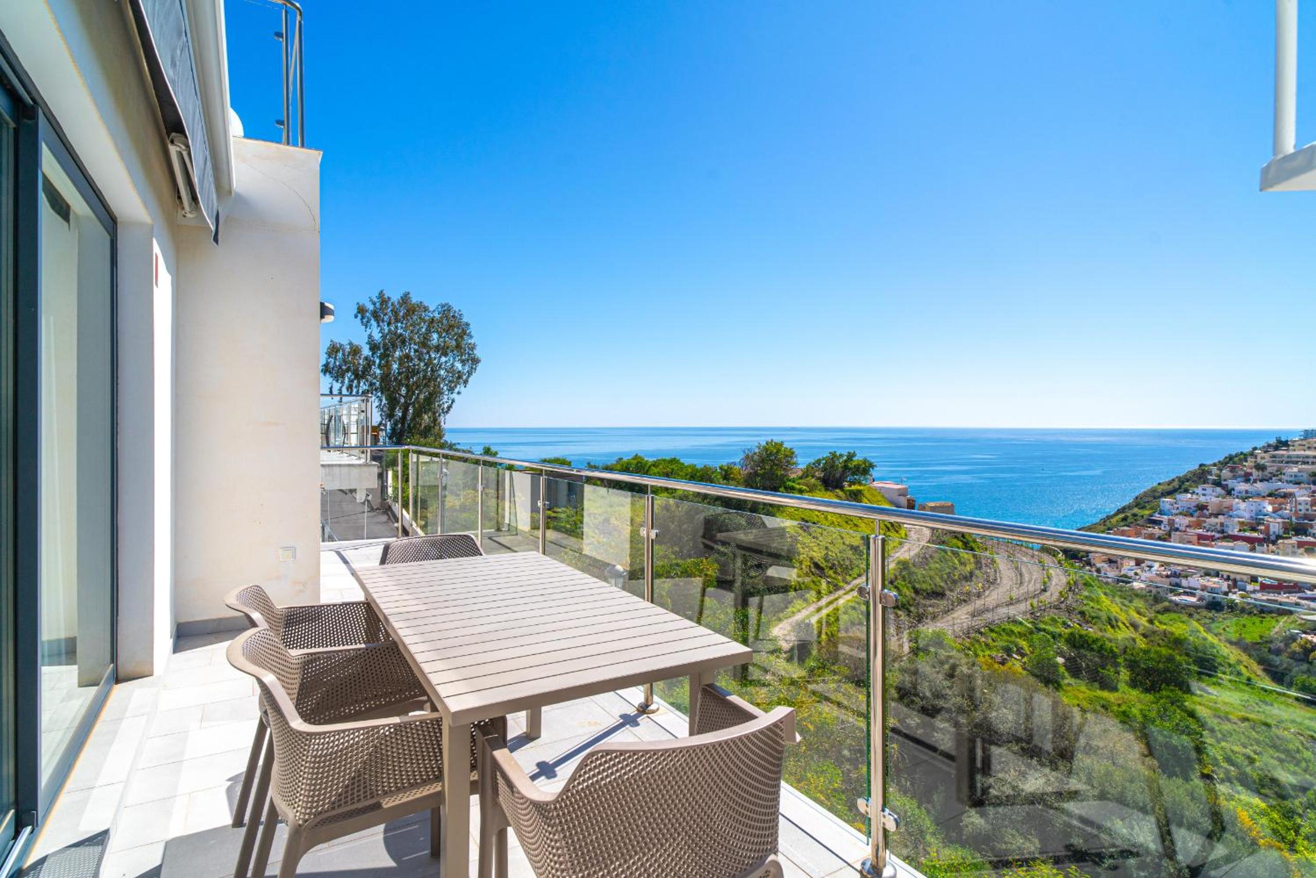 Penthouse Balcon del Mar 123 by Casasol