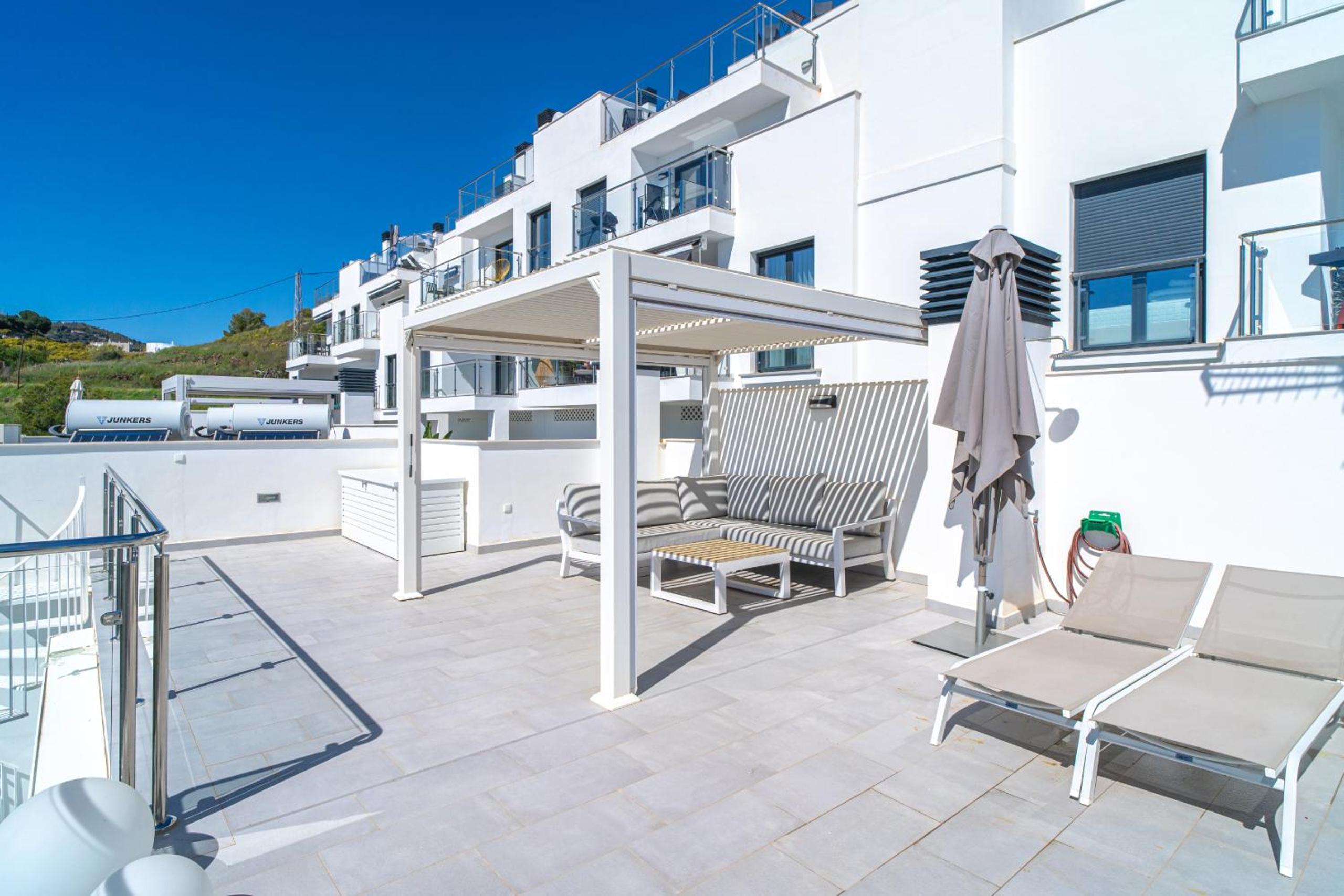 Penthouse Balcon del Mar 123 by Casasol