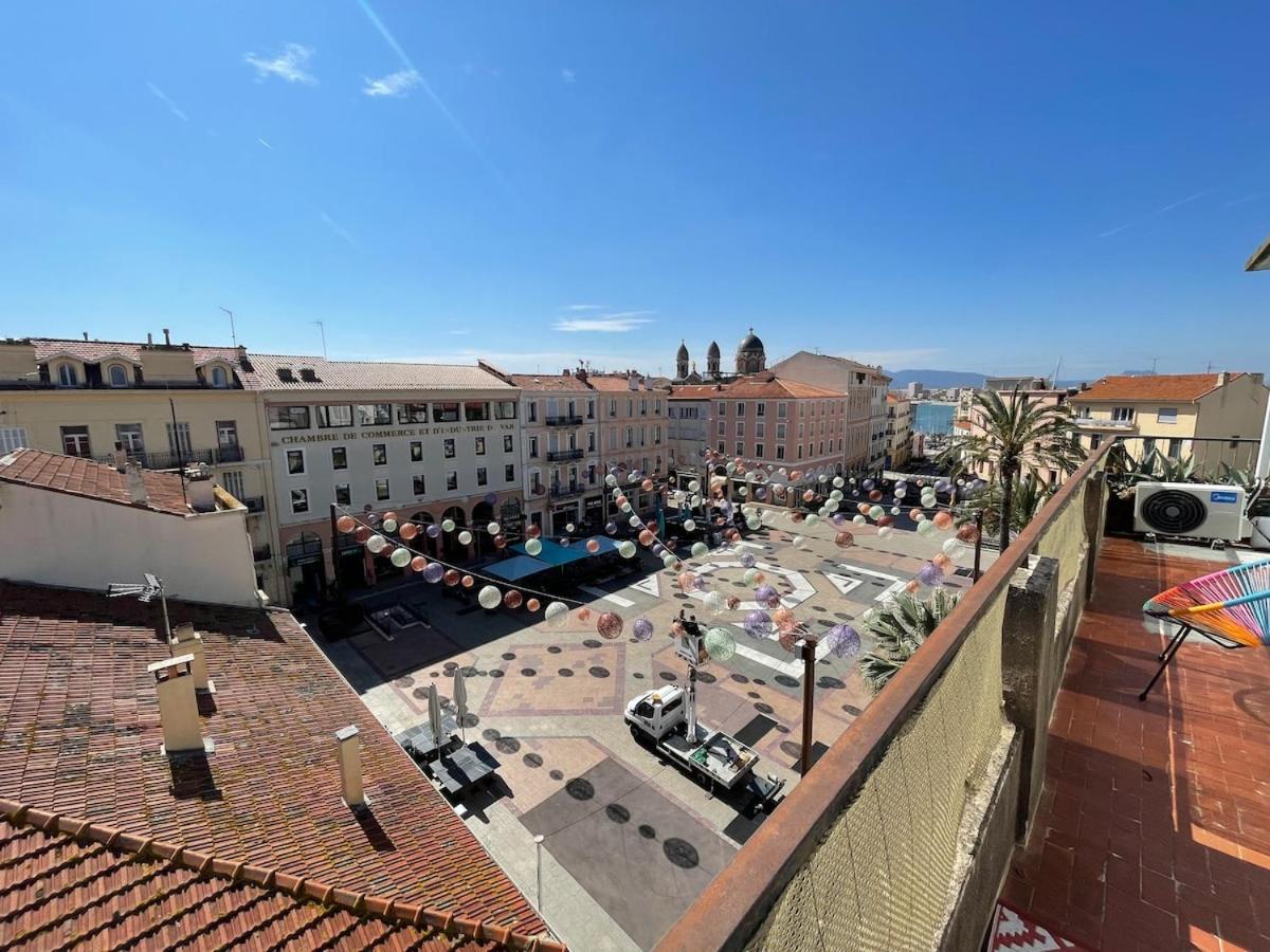 French Riviera centre ville plage port balcon panoramique et Clim