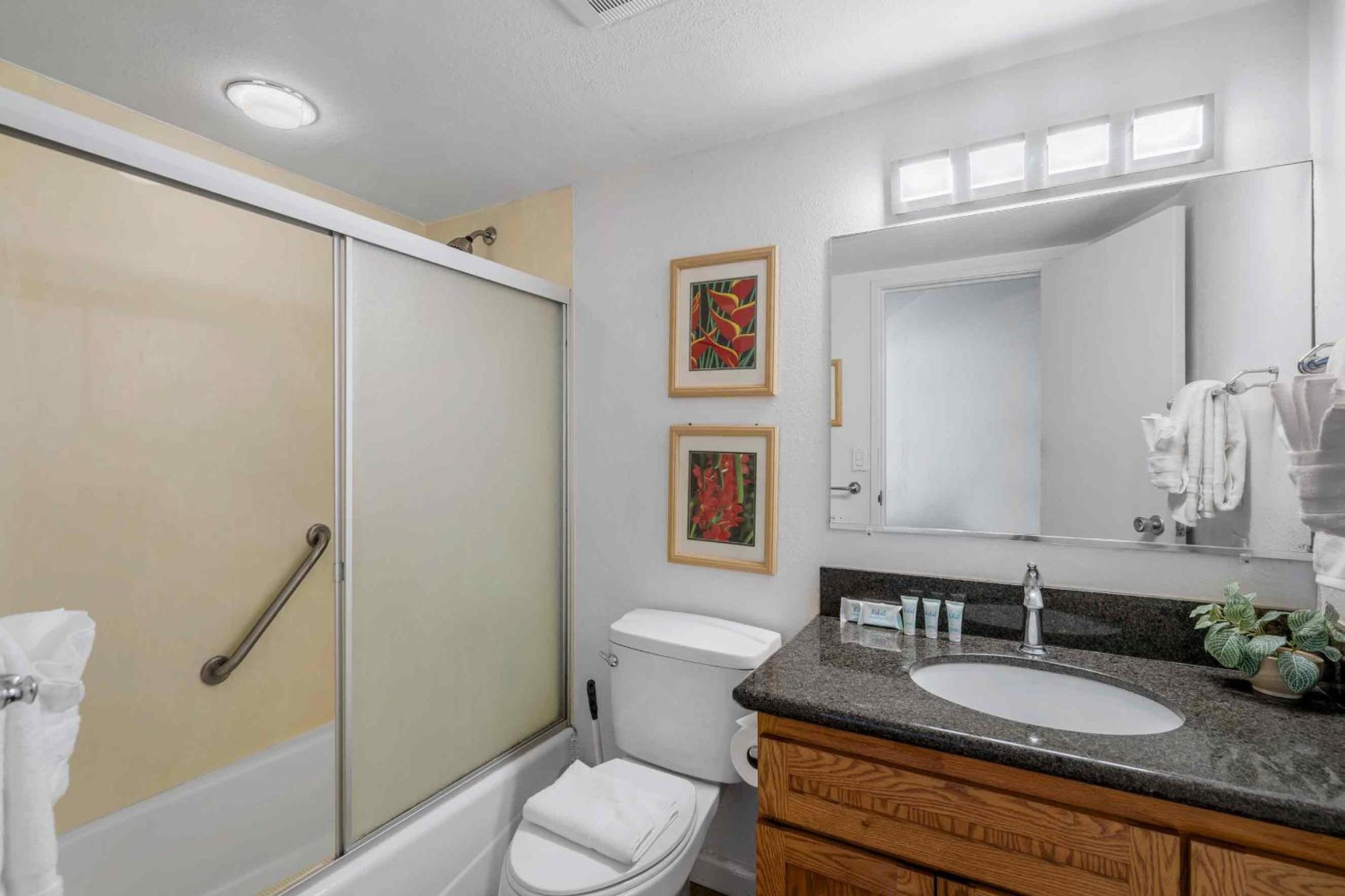 Island Sands 500, Breathtaking Ocean Views, Spacious Lanais, Renovated, Split AC