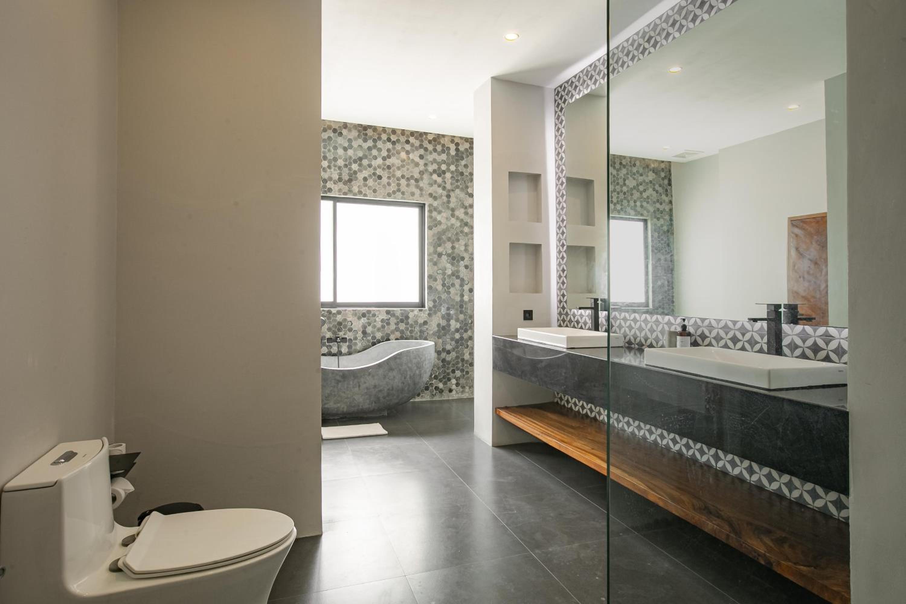 Villa MJ Modern Luxe 4BR with Big Pool & Rooftop