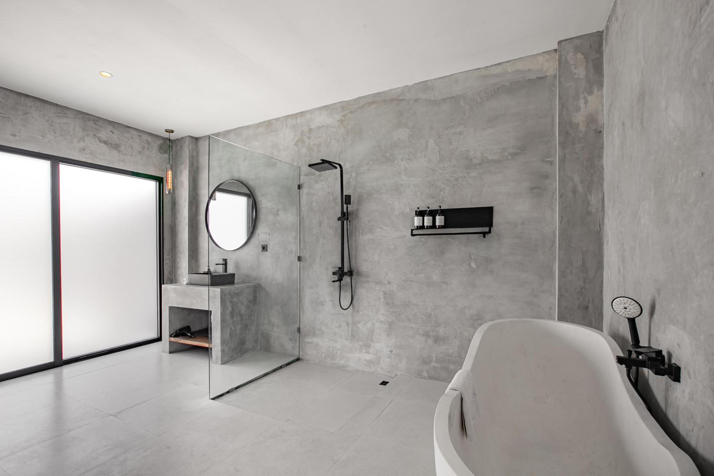 Villa MJ Modern Luxe 4BR with Big Pool & Rooftop