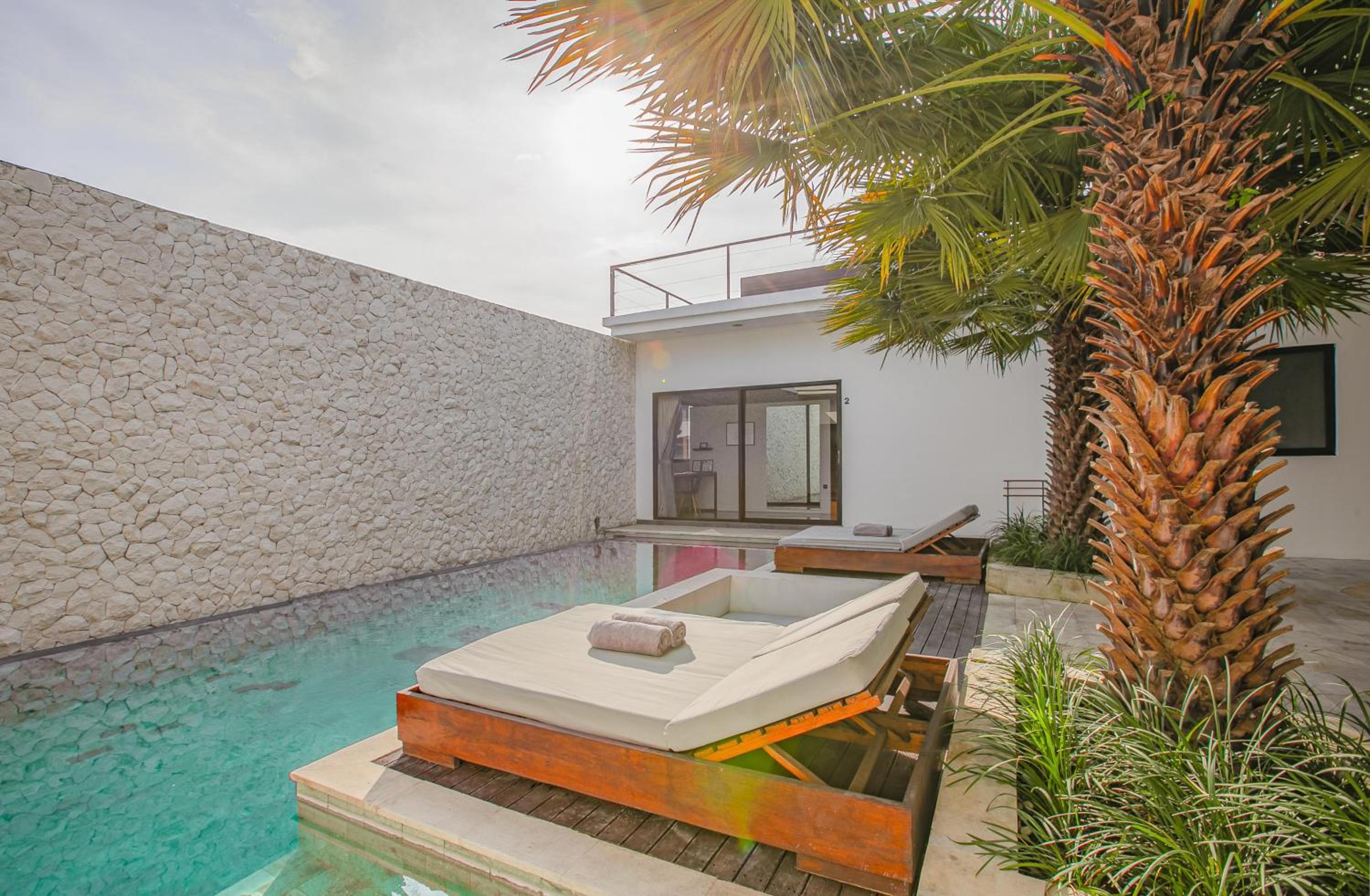 Villa MJ Modern Luxe 4BR with Big Pool & Rooftop