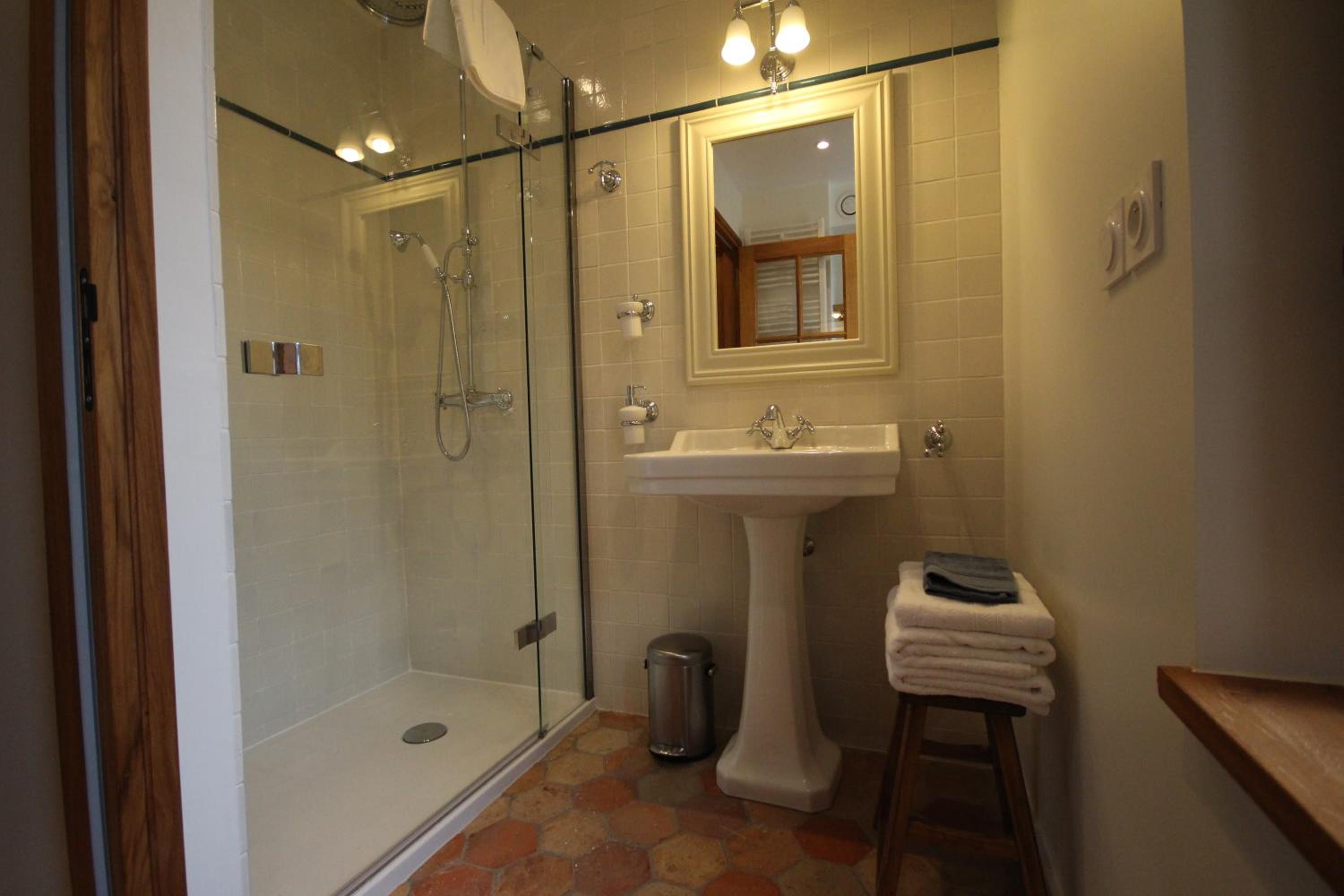 Photo 53