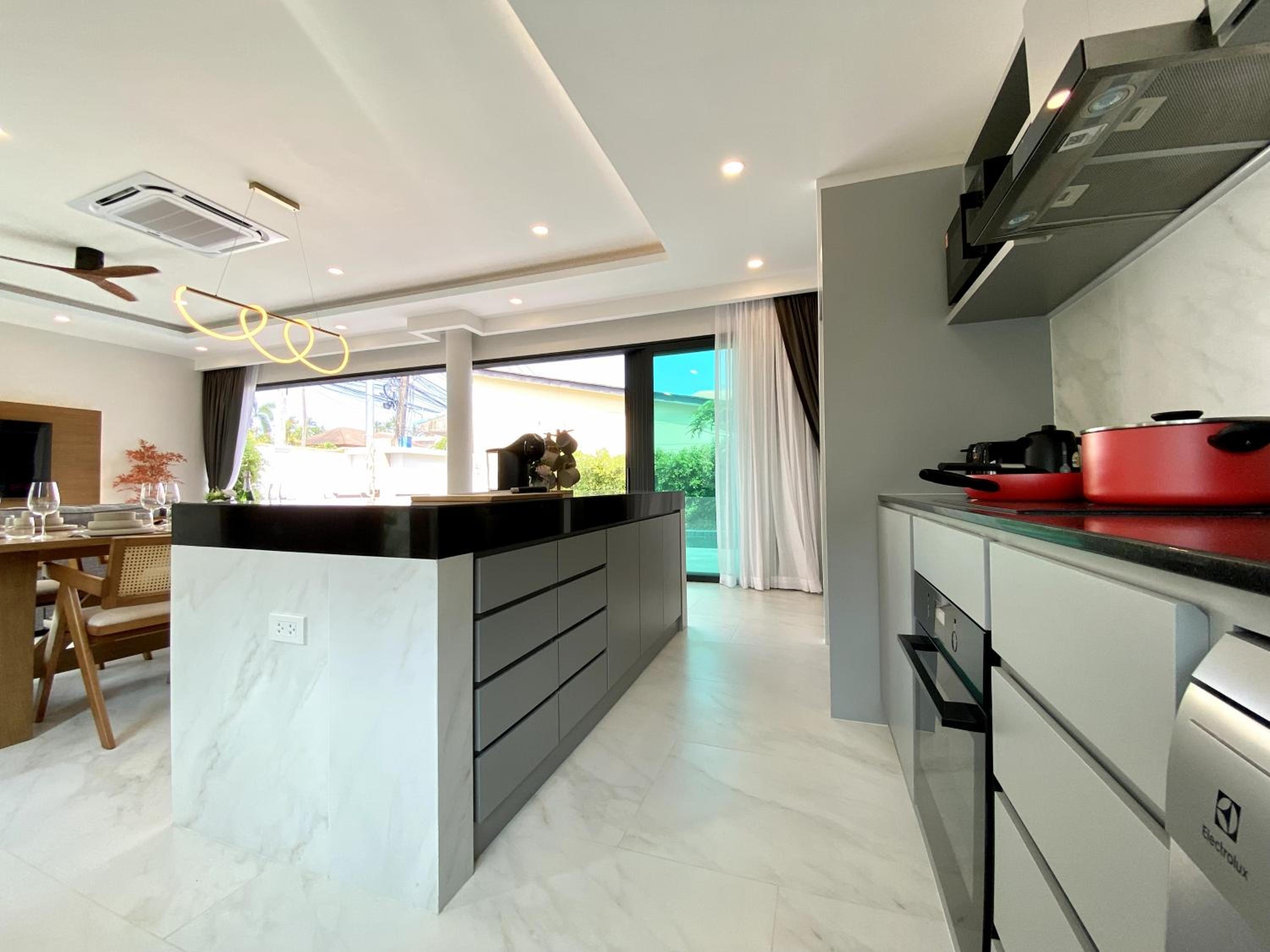 Rawai Duplex Style Luxurious 4-BR Private Pool Villa