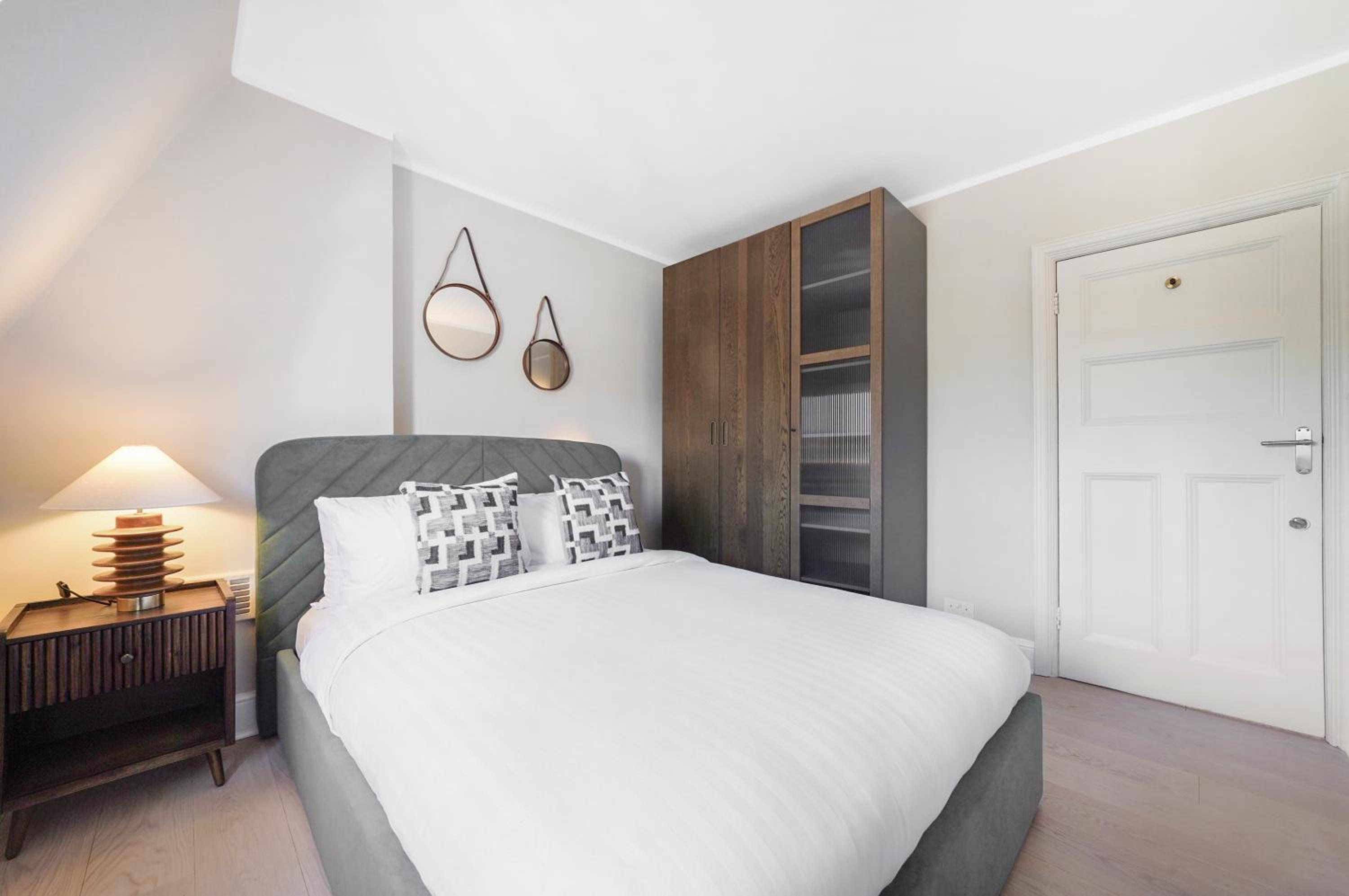 Stylish Family Apartments near Kensington High Street - by Short Stories London