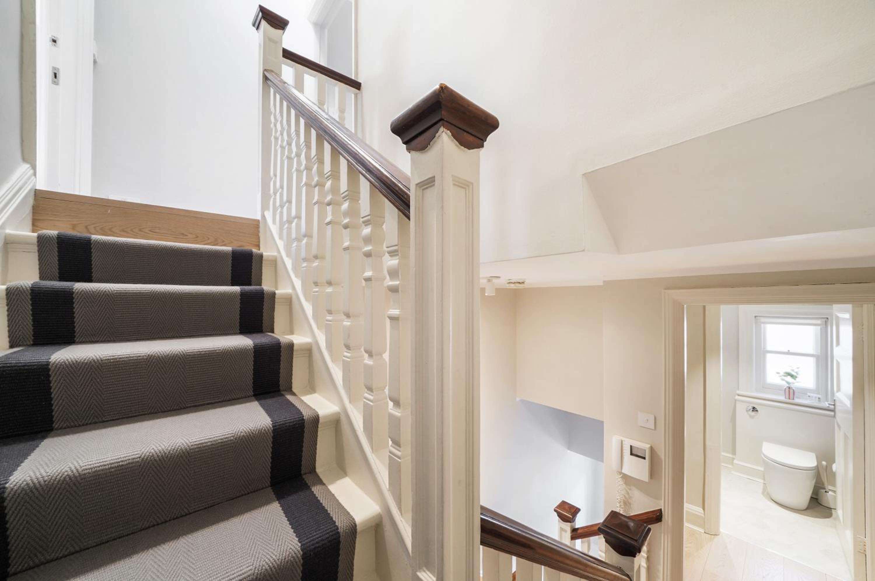 Stylish Family Apartments near Kensington High Street - by Short Stories London