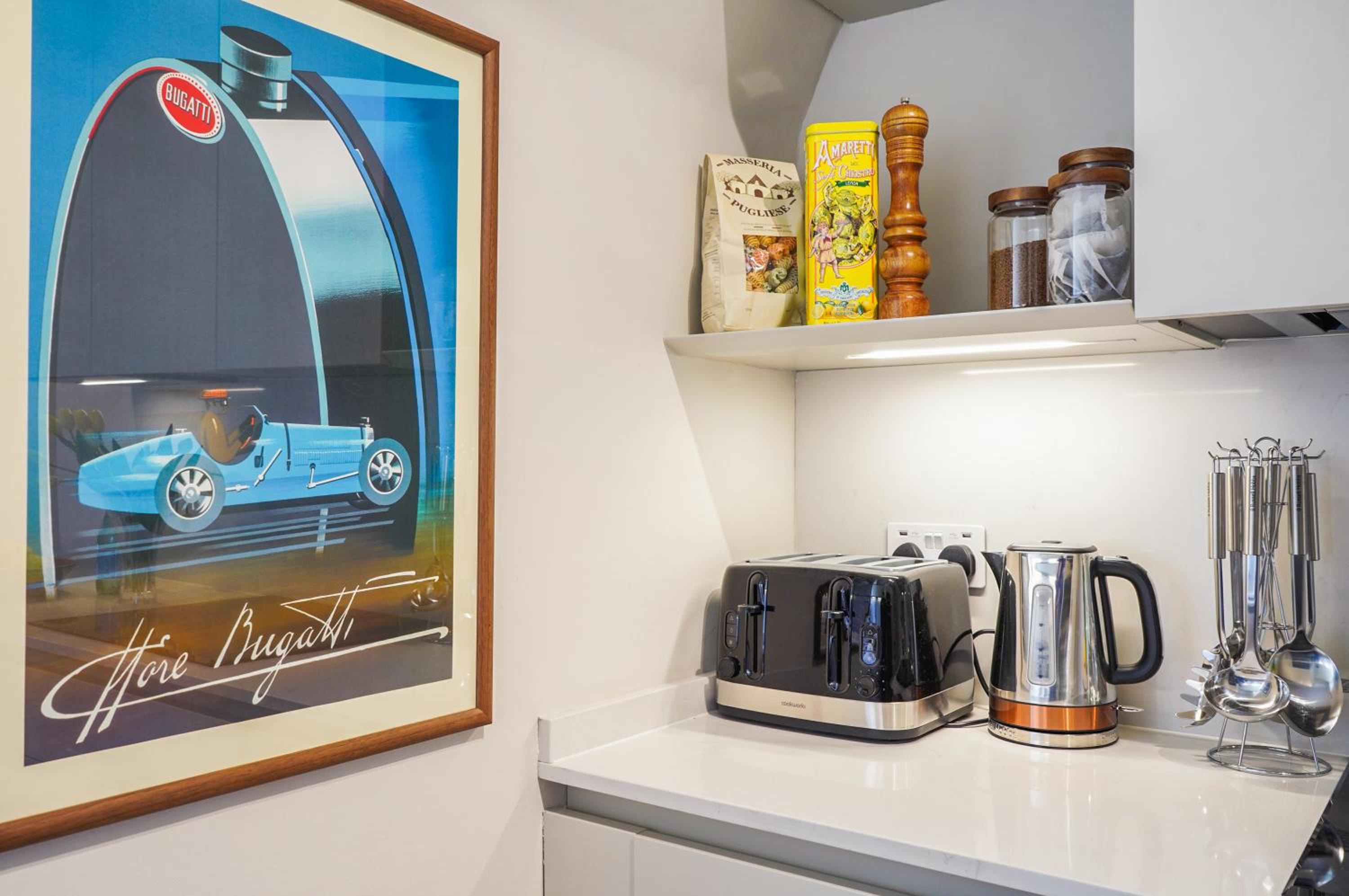 Stylish Family Apartments near Kensington High Street - by Short Stories London