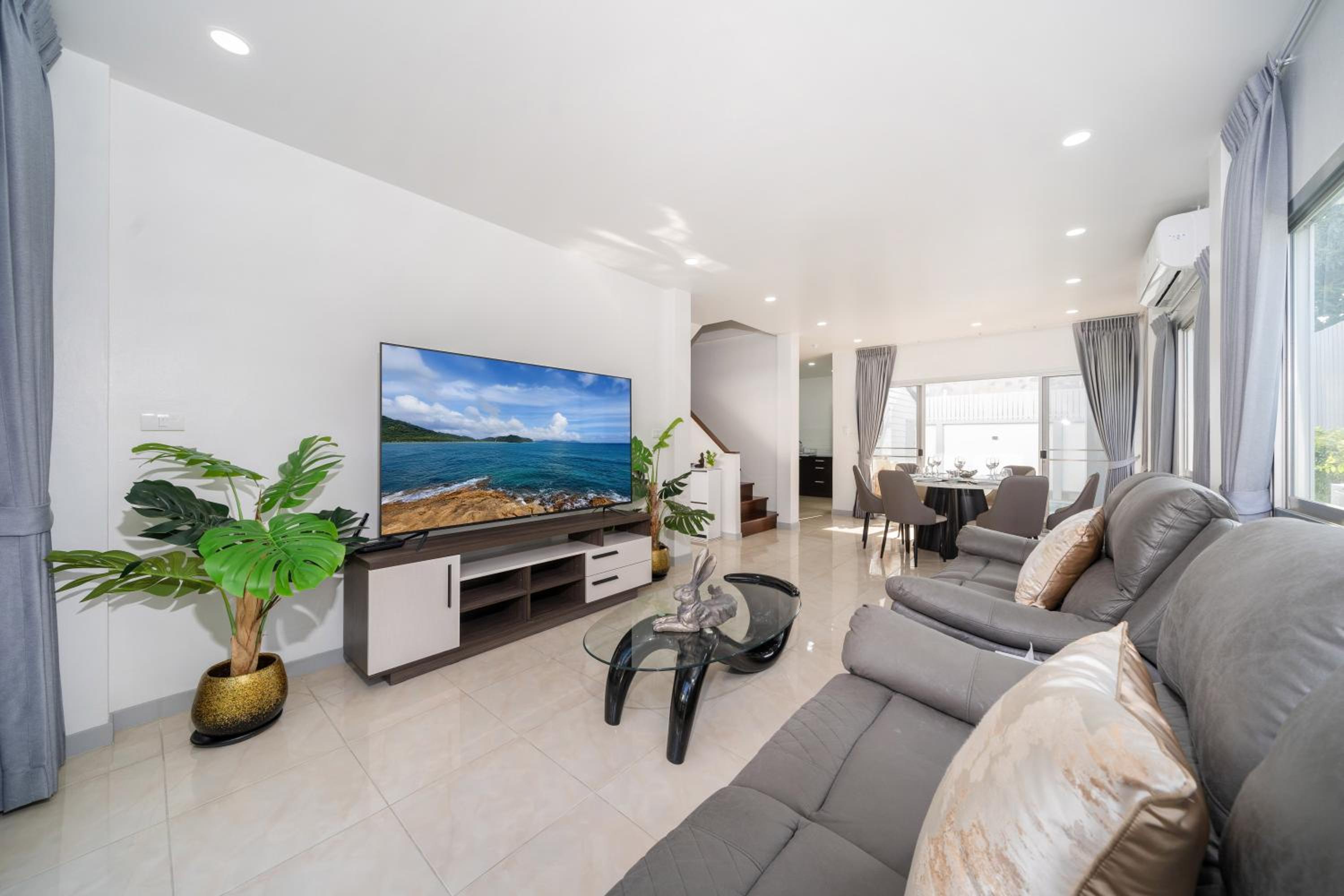 Duplex Style 3-BR Corner Private Pool Villa
