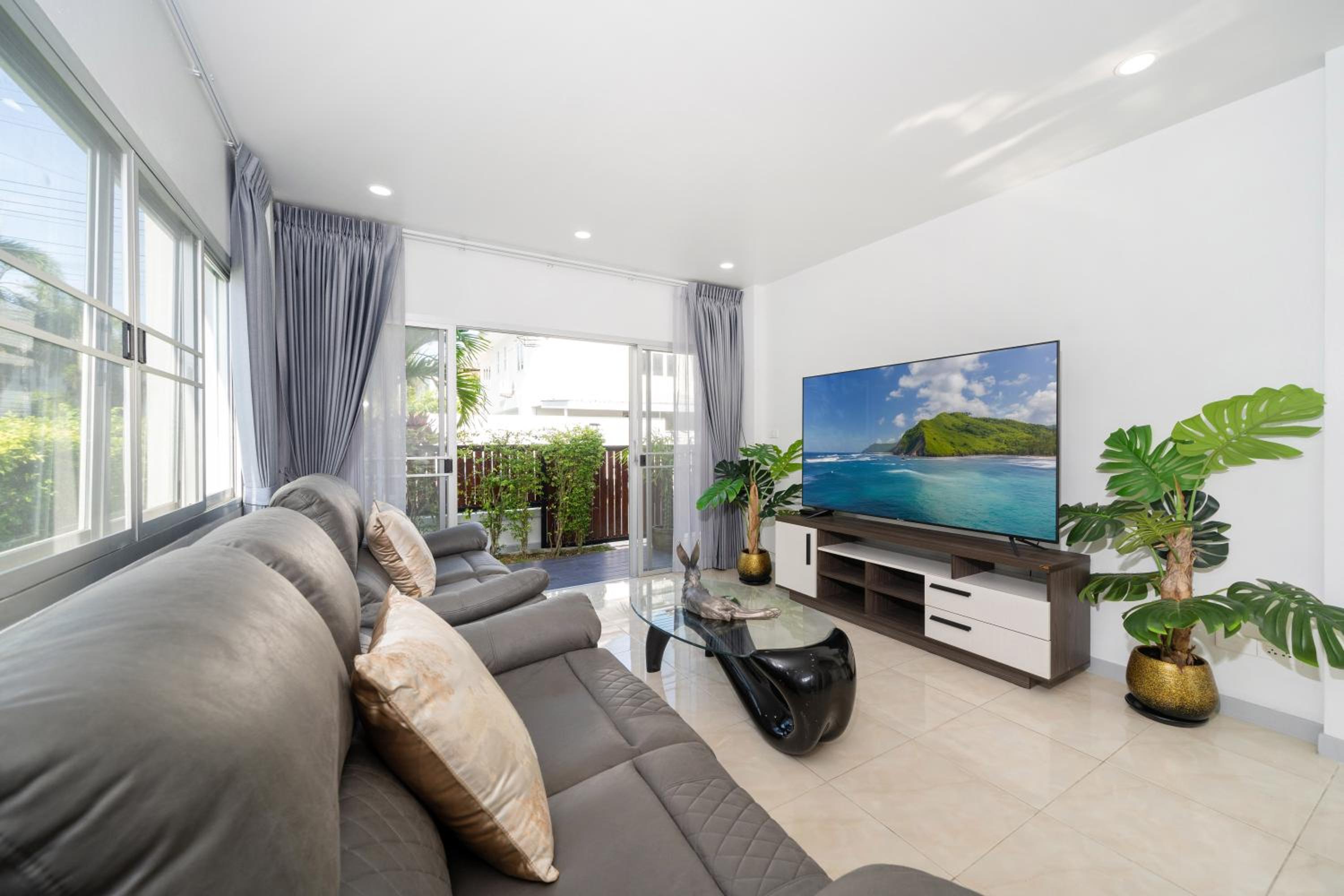 Duplex Style 3-BR Corner Private Pool Villa