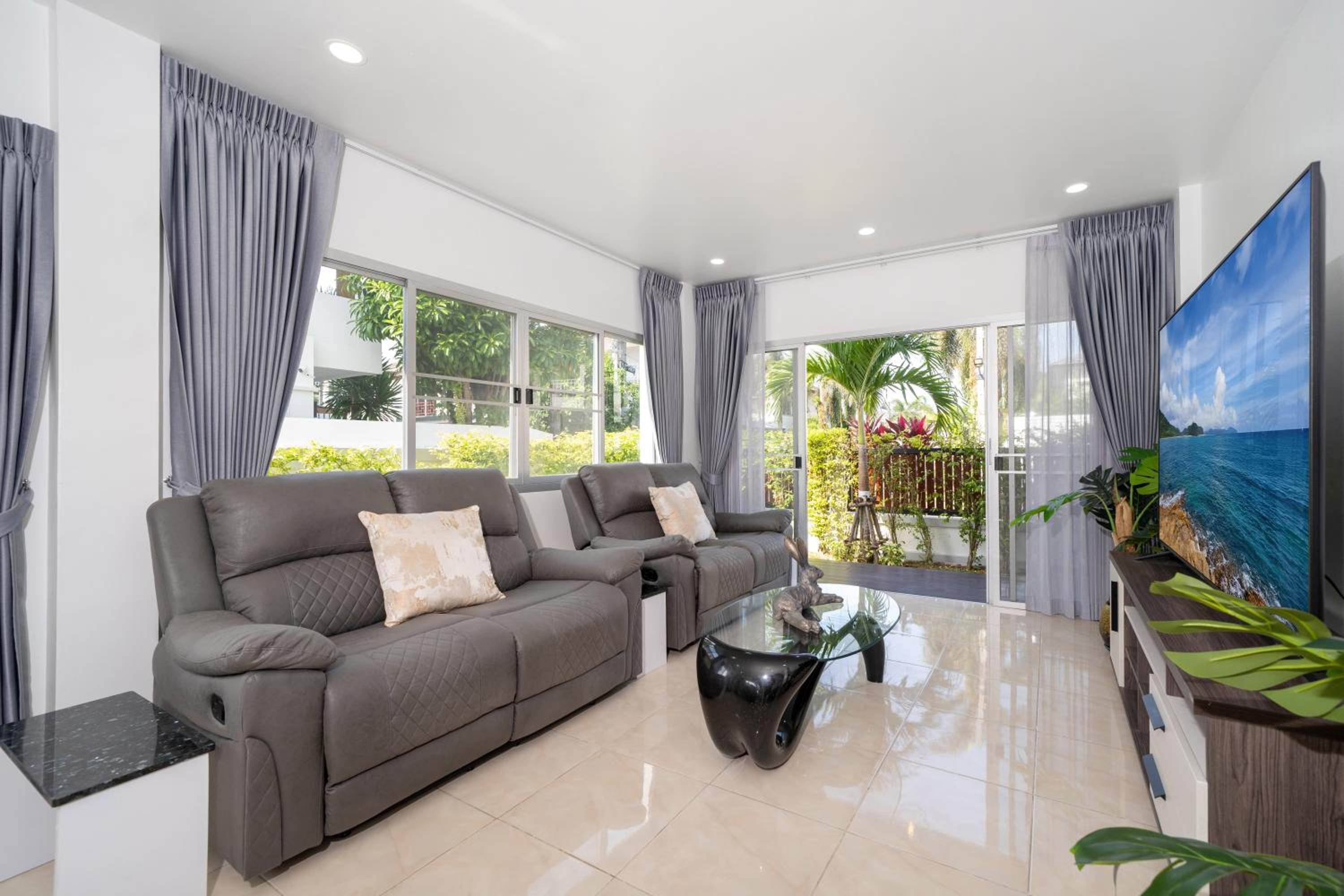 Duplex Style 3-BR Corner Private Pool Villa