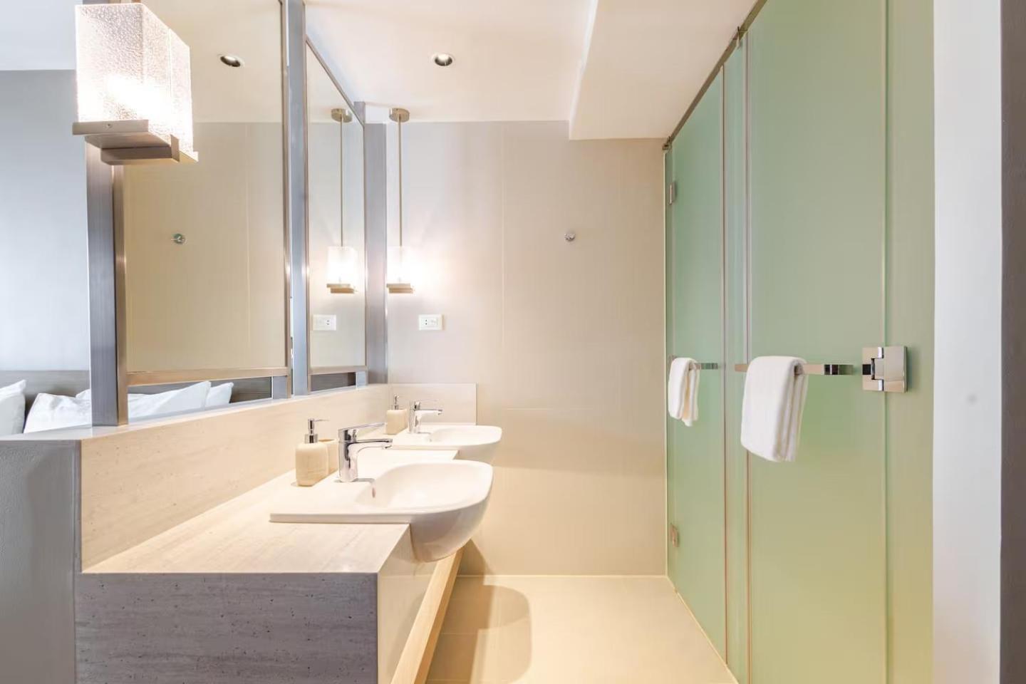 Novotel Executive Hotel at Rosalina Acqua Residence Mandaluyong