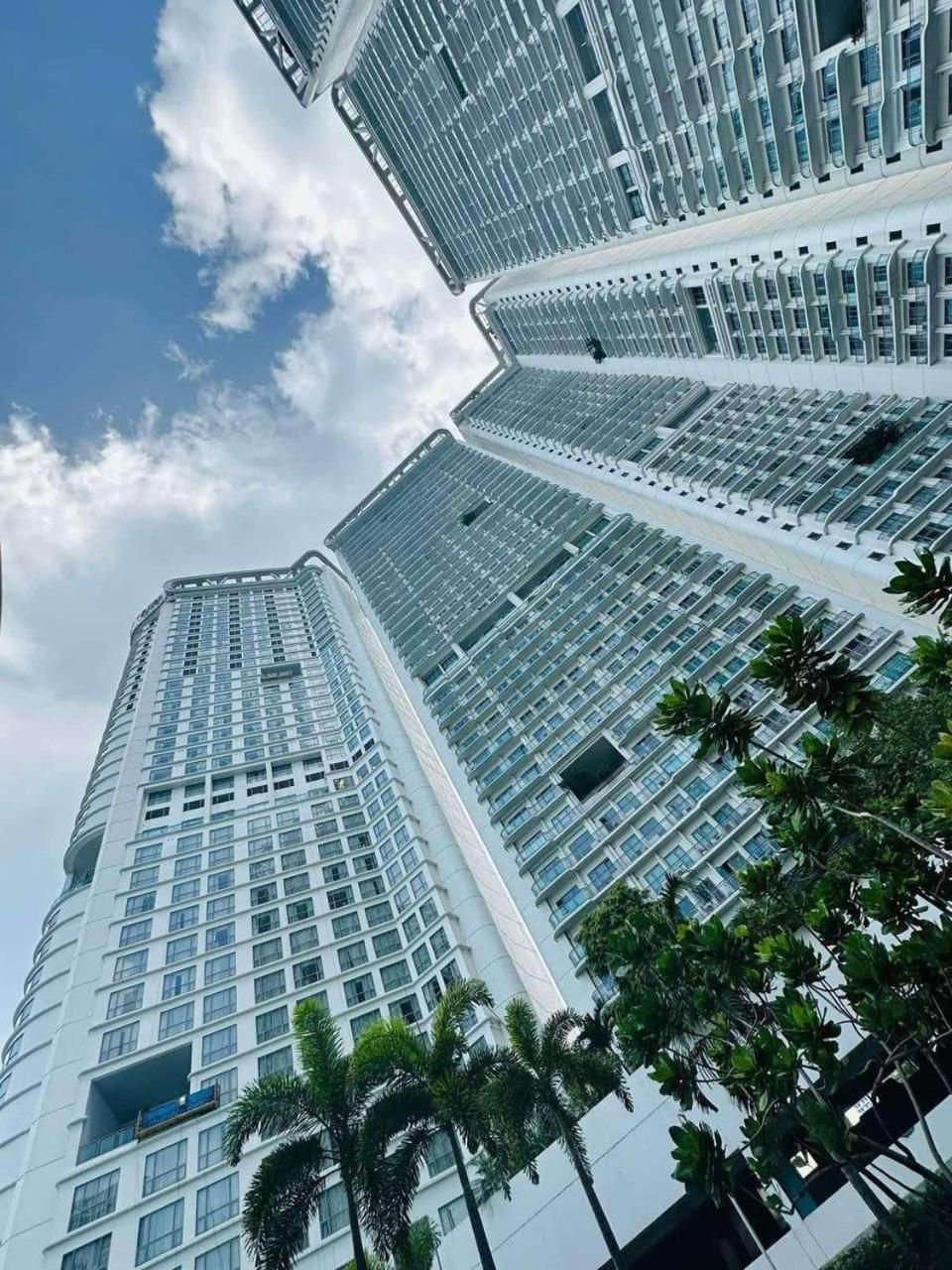 Novotel Executive Hotel at Rosalina Acqua Residence Mandaluyong