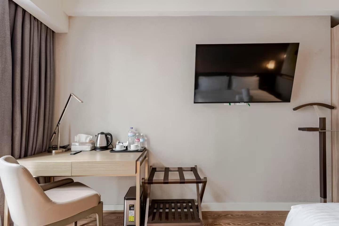 Novotel Executive Hotel at Rosalina Acqua Residence Mandaluyong
