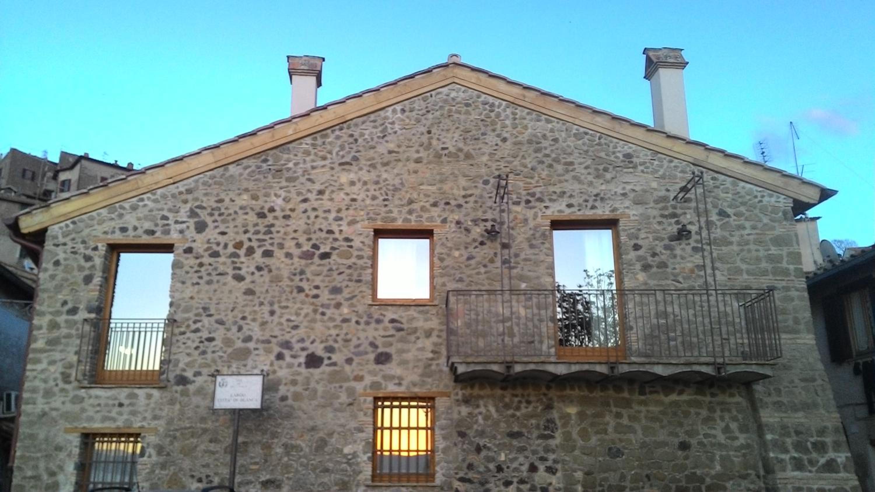 Photo 27