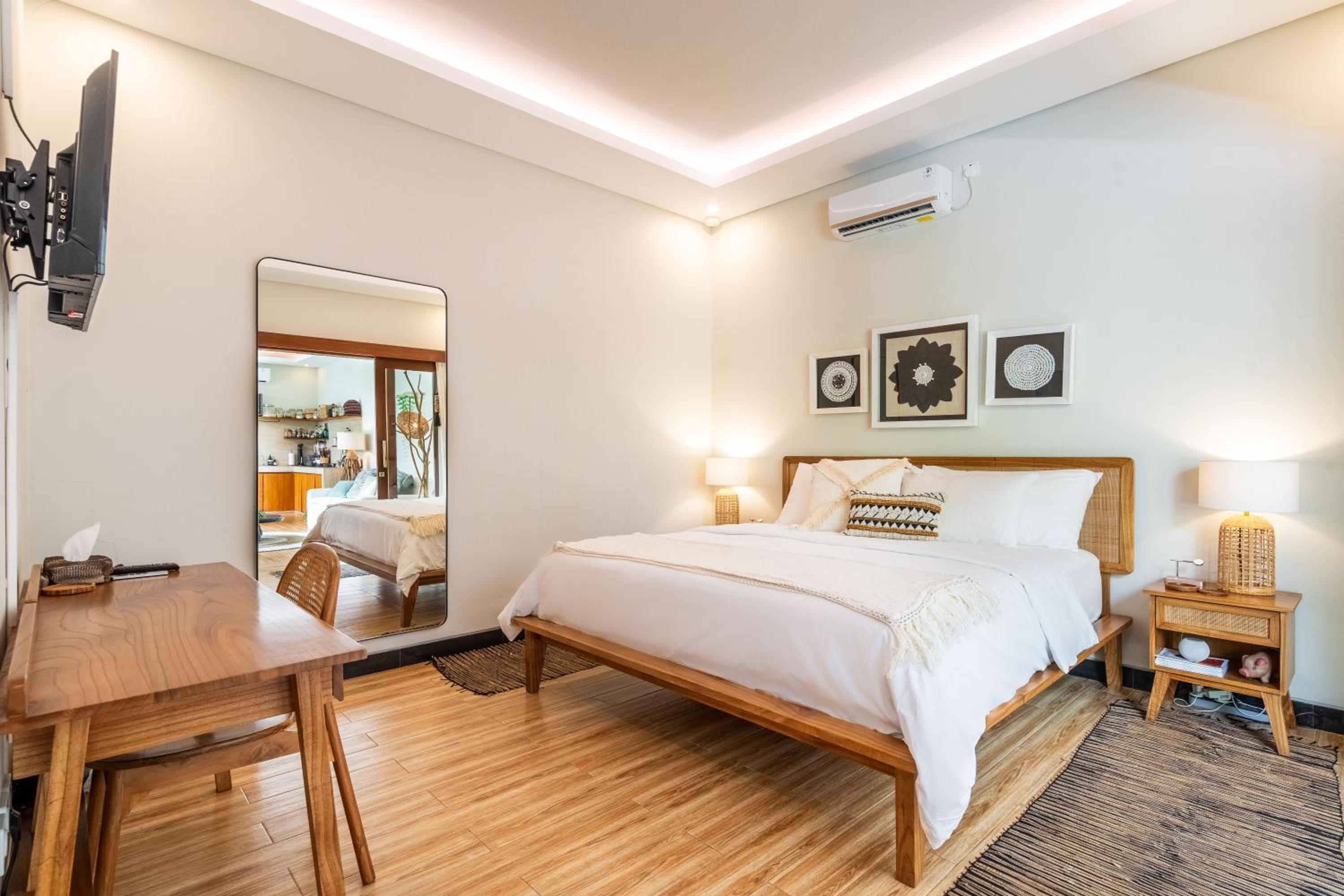 Tropical 2BR Villa with Private Pool in Canggu